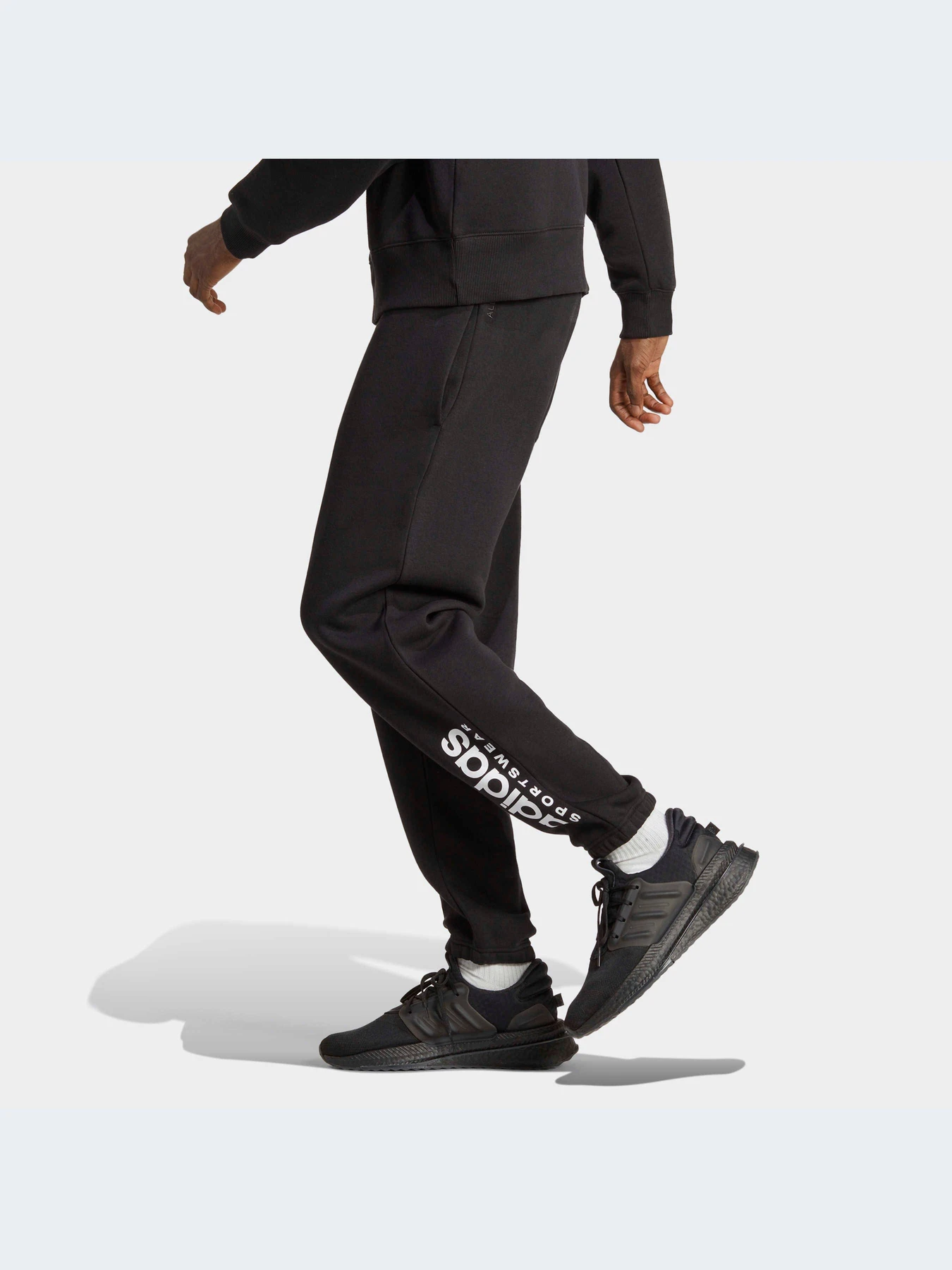 Брюки Adidas модель IC9787 Брюки Adidas модель IC9787 Фото
