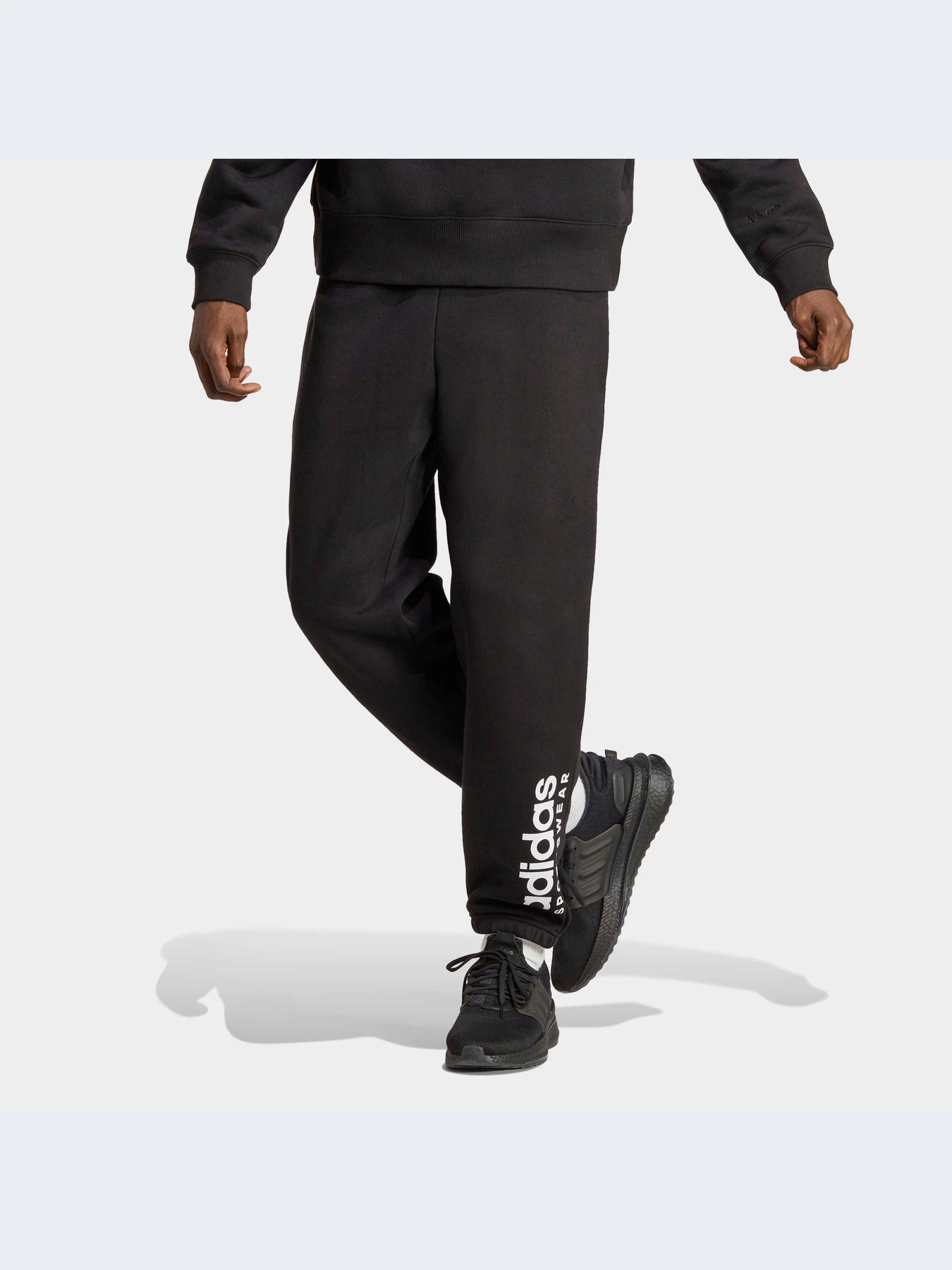 Брюки Adidas модель IC9787 Брюки Adidas модель IC9787 Фото