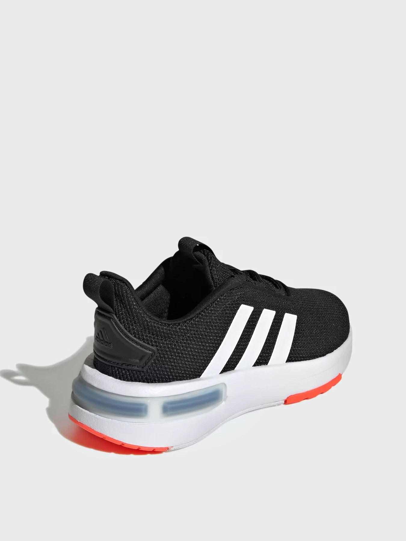 Кросівки Adidas Racer модель ID0334 Кросівки Adidas Racer модель ID0334 Фото