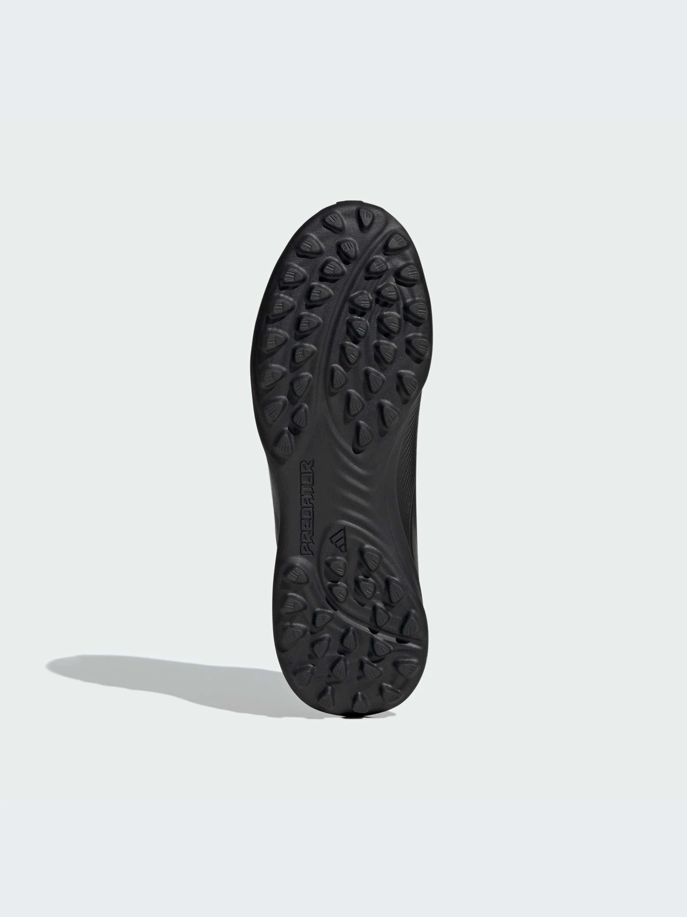 Кроссовки Adidas Predator модель IG5443 Кроссовки Adidas Predator модель IG5443 Фото
