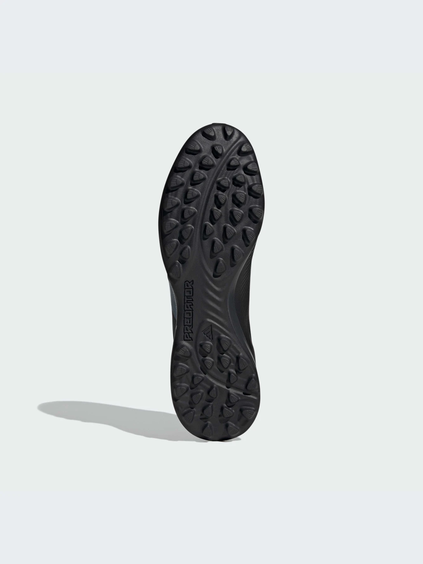 Кроссовки Adidas Predator модель IE2614 Кроссовки Adidas Predator модель IE2614 Фото