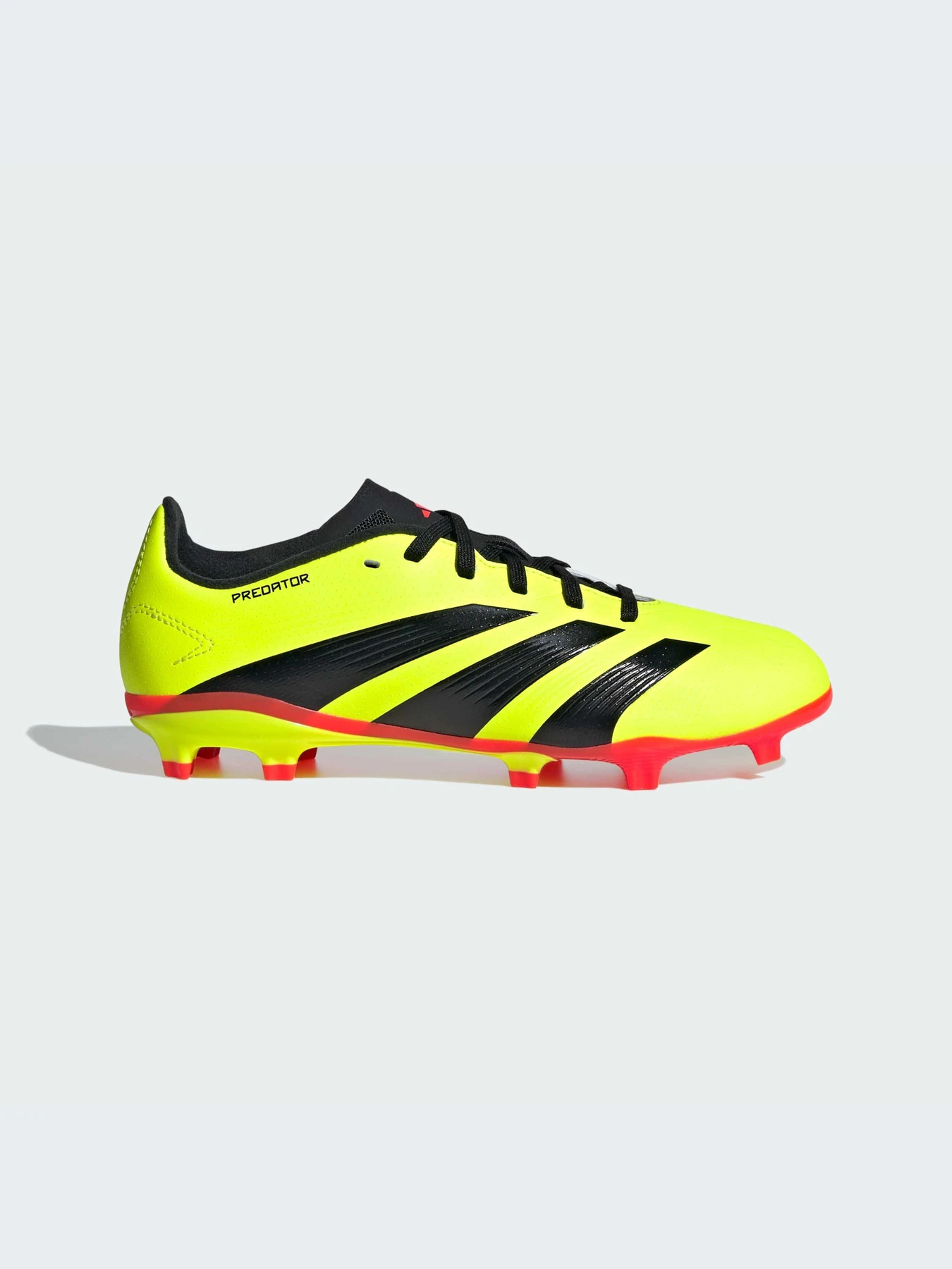 Кросівки Adidas Predator модель IG7747 Кросівки Adidas Predator модель IG7747 Фото