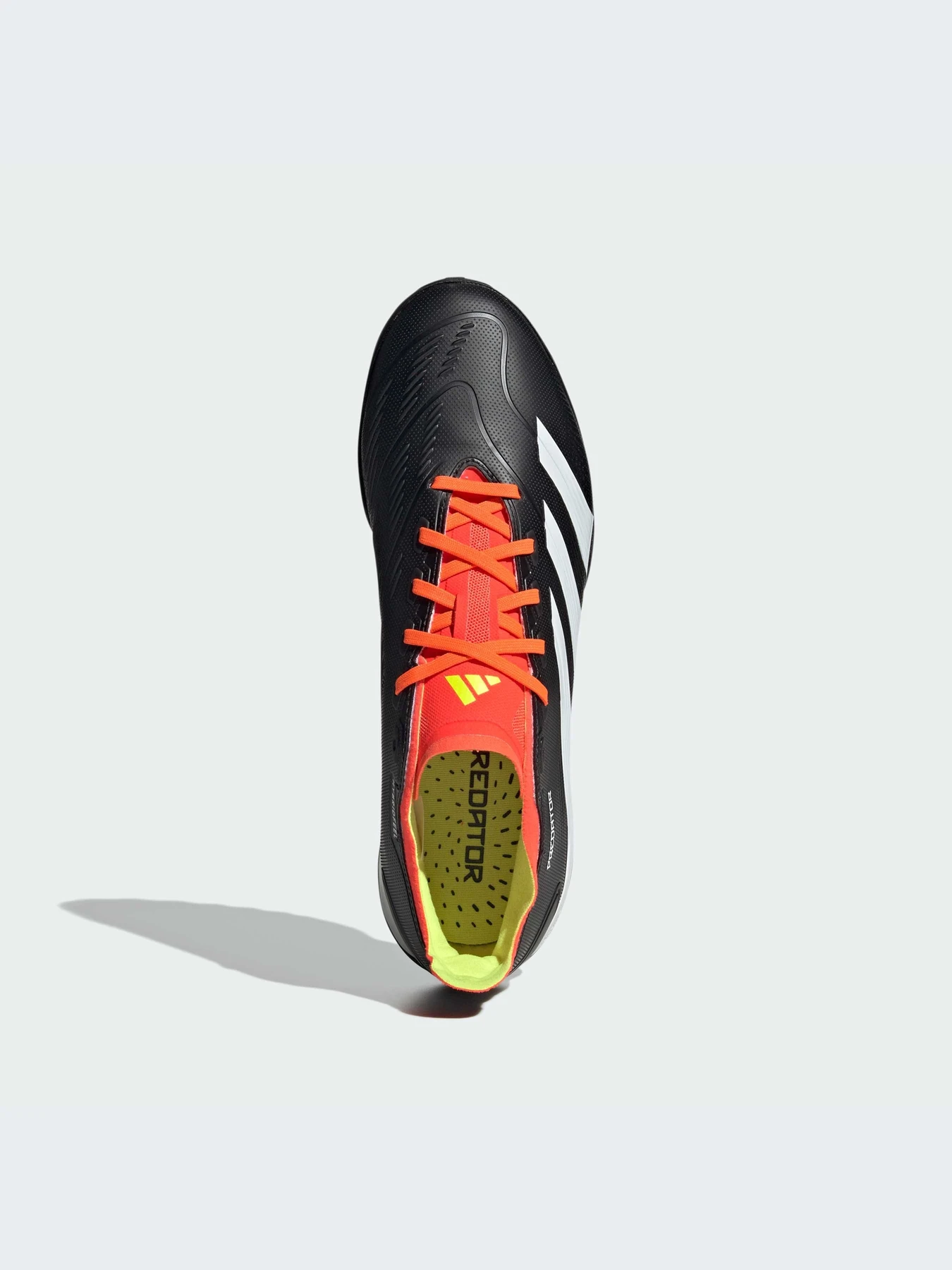 Кросівки Adidas Predator модель IG7723 Фото