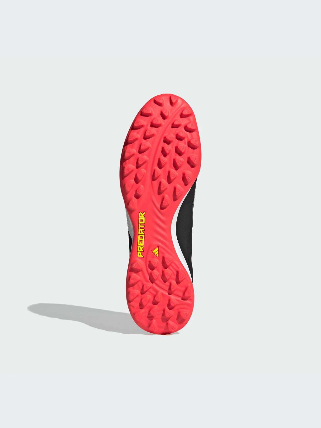 Кросівки Adidas Predator модель IG7731 Фото