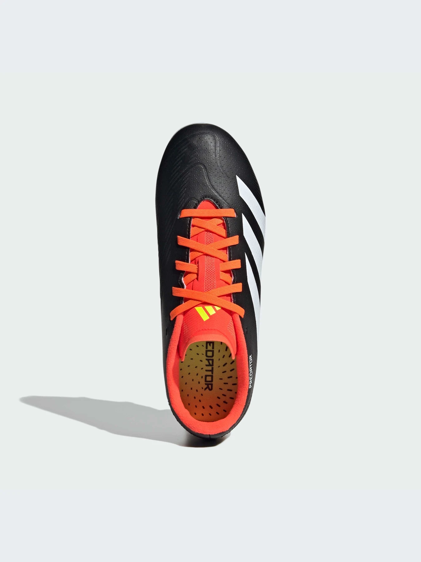 Кроссовки Adidas Predator модель IG7748 Фото