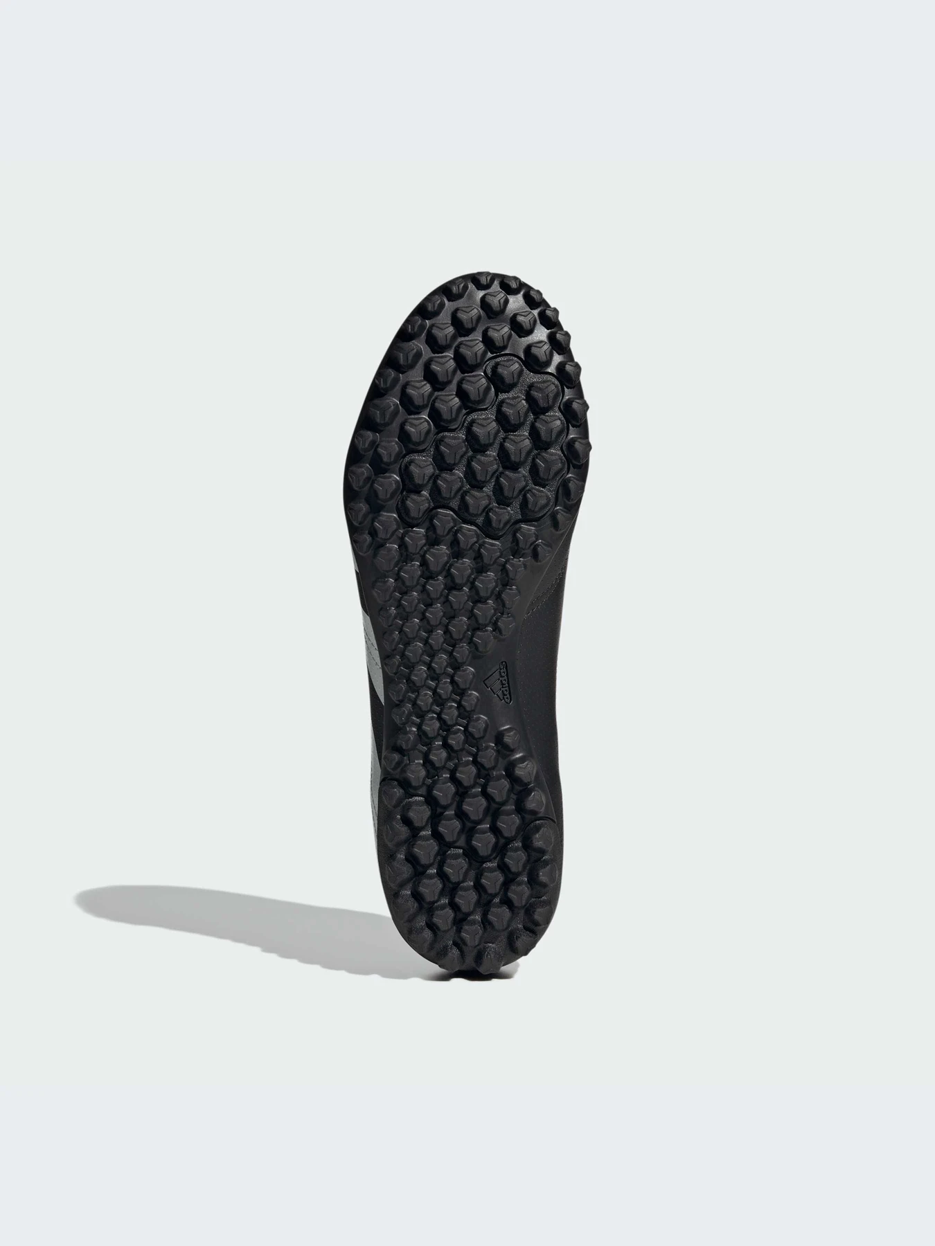 Кроссовки Adidas Predator модель IG7711 Фото