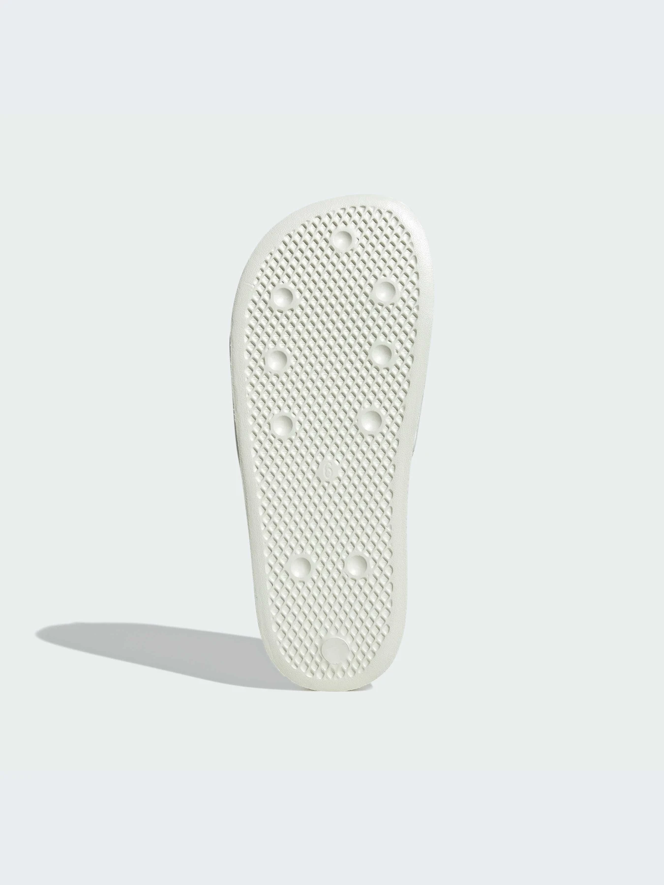 Шлёпанцы Adidas Adilette модель IE2988 Фото