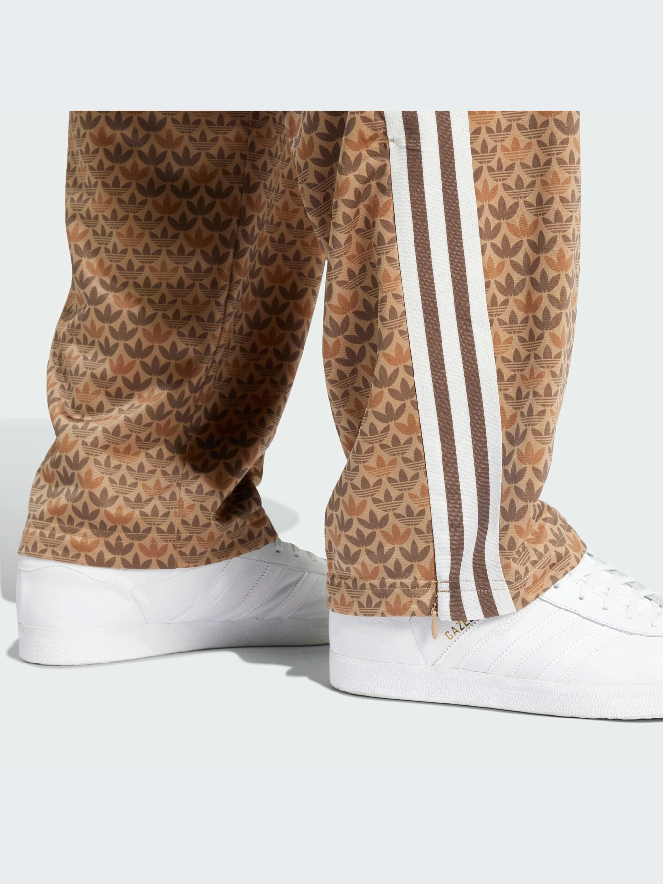 Брюки Adidas Graphics модель IS2922 Фото