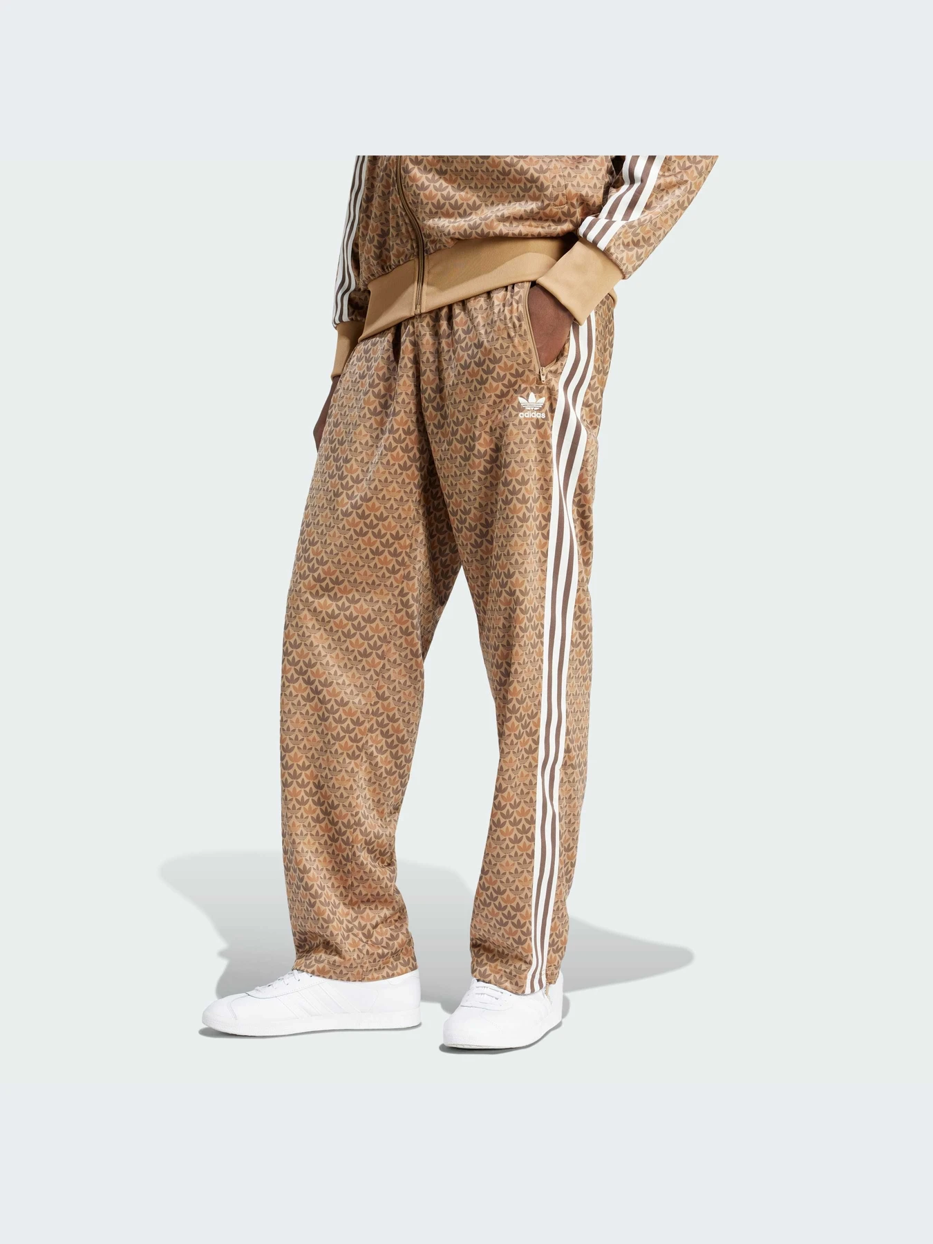 Брюки Adidas Graphics модель IS2922 Фото