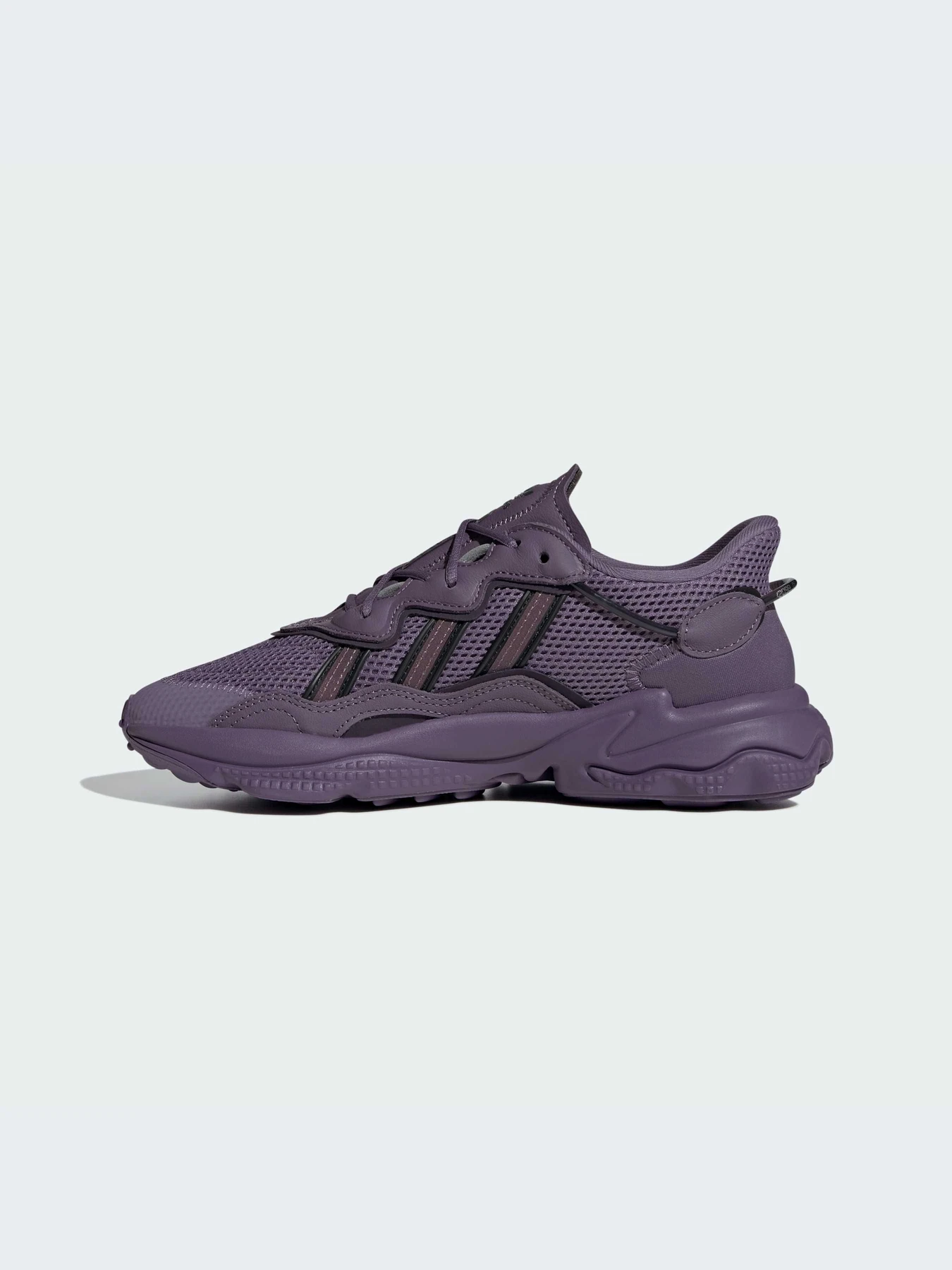 Кроссовки Adidas Ozweego модель IG8489 Фото