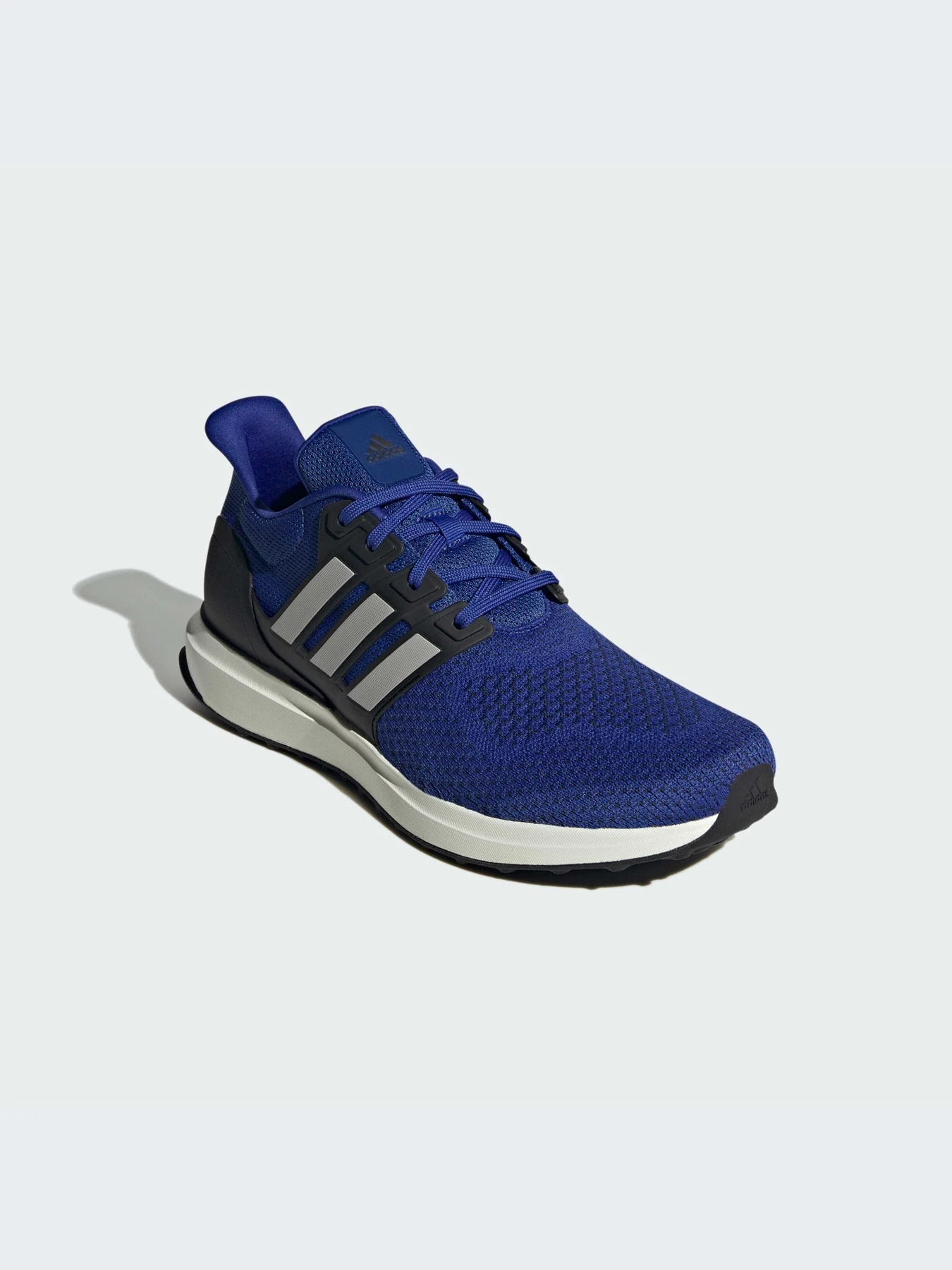 Кроссовки Adidas модель IG6004 Кроссовки Adidas модель IG6004 Фото