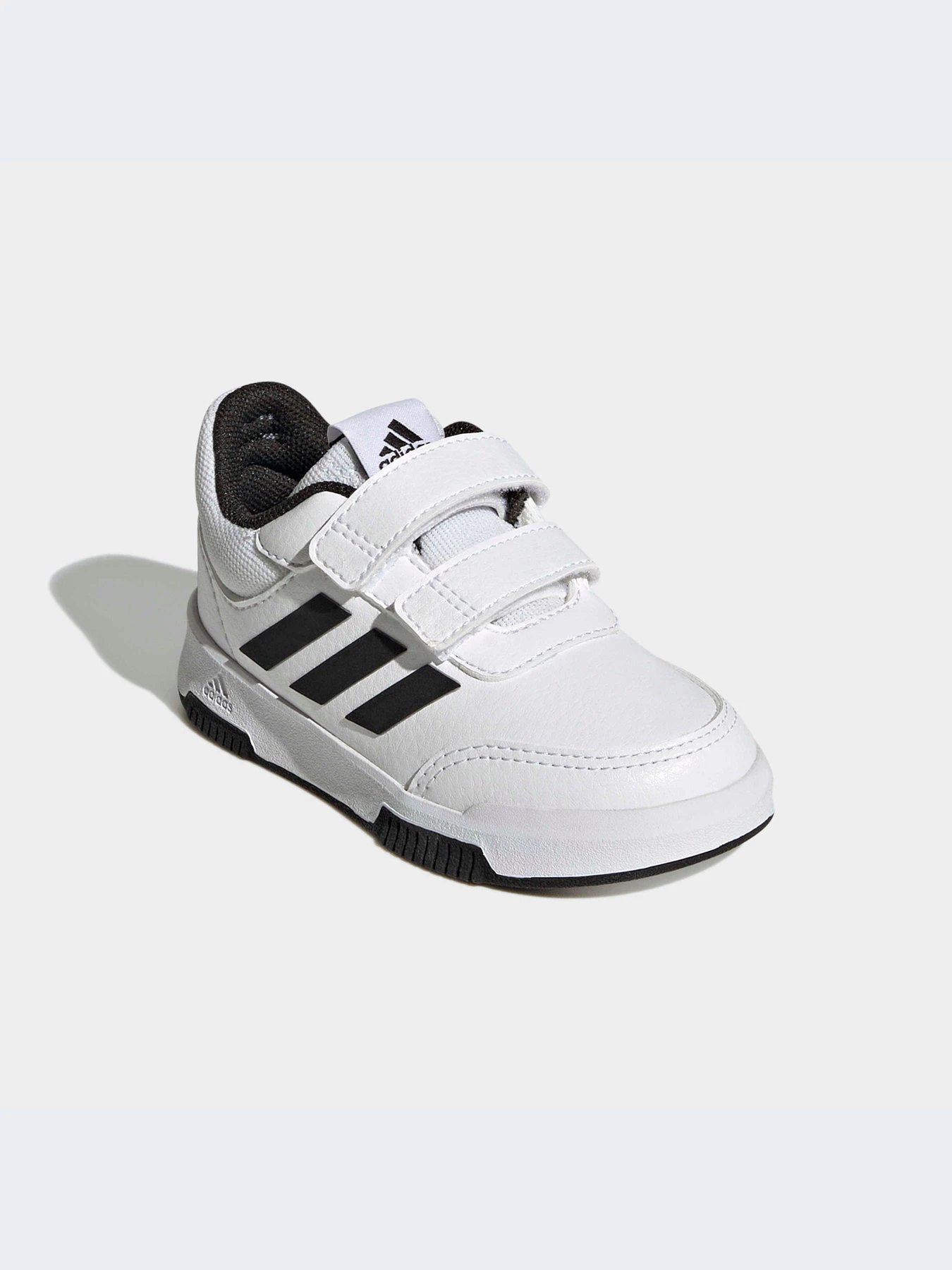 Кроссовки Adidas модель GW1988 Кроссовки Adidas модель GW1988 Фото