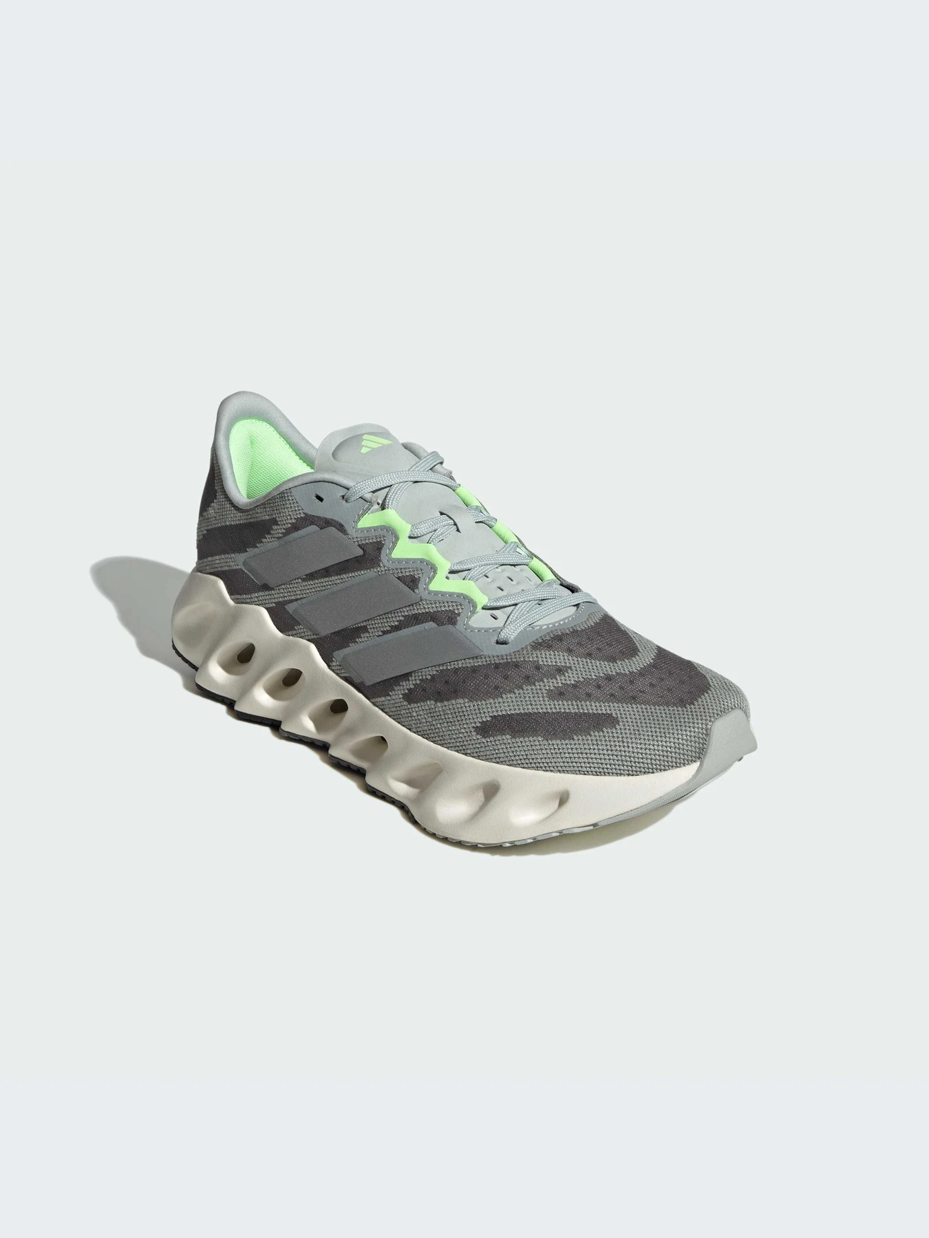 Кроссовки Adidas модель ID2635 Фото