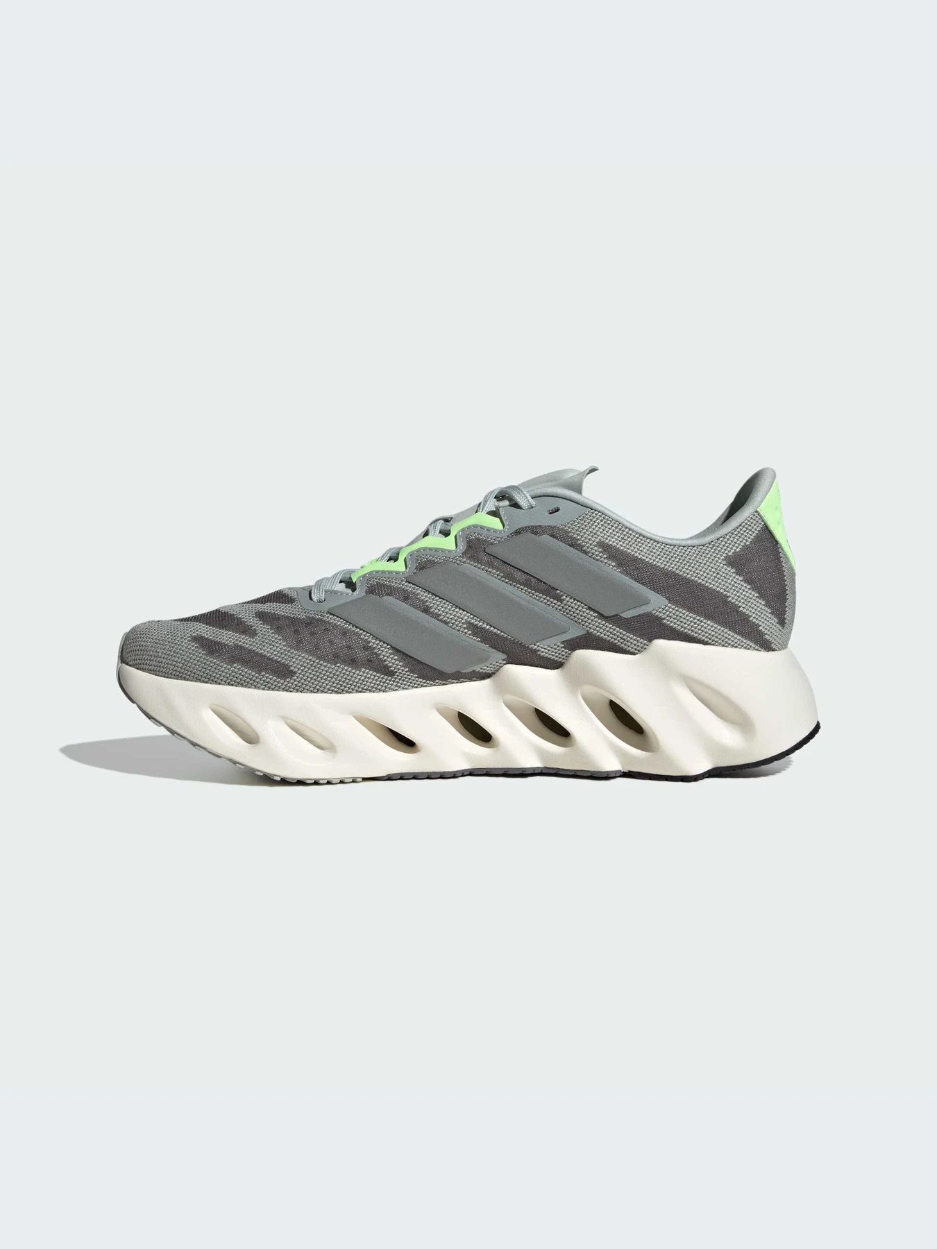Кроссовки Adidas модель ID2635 Фото