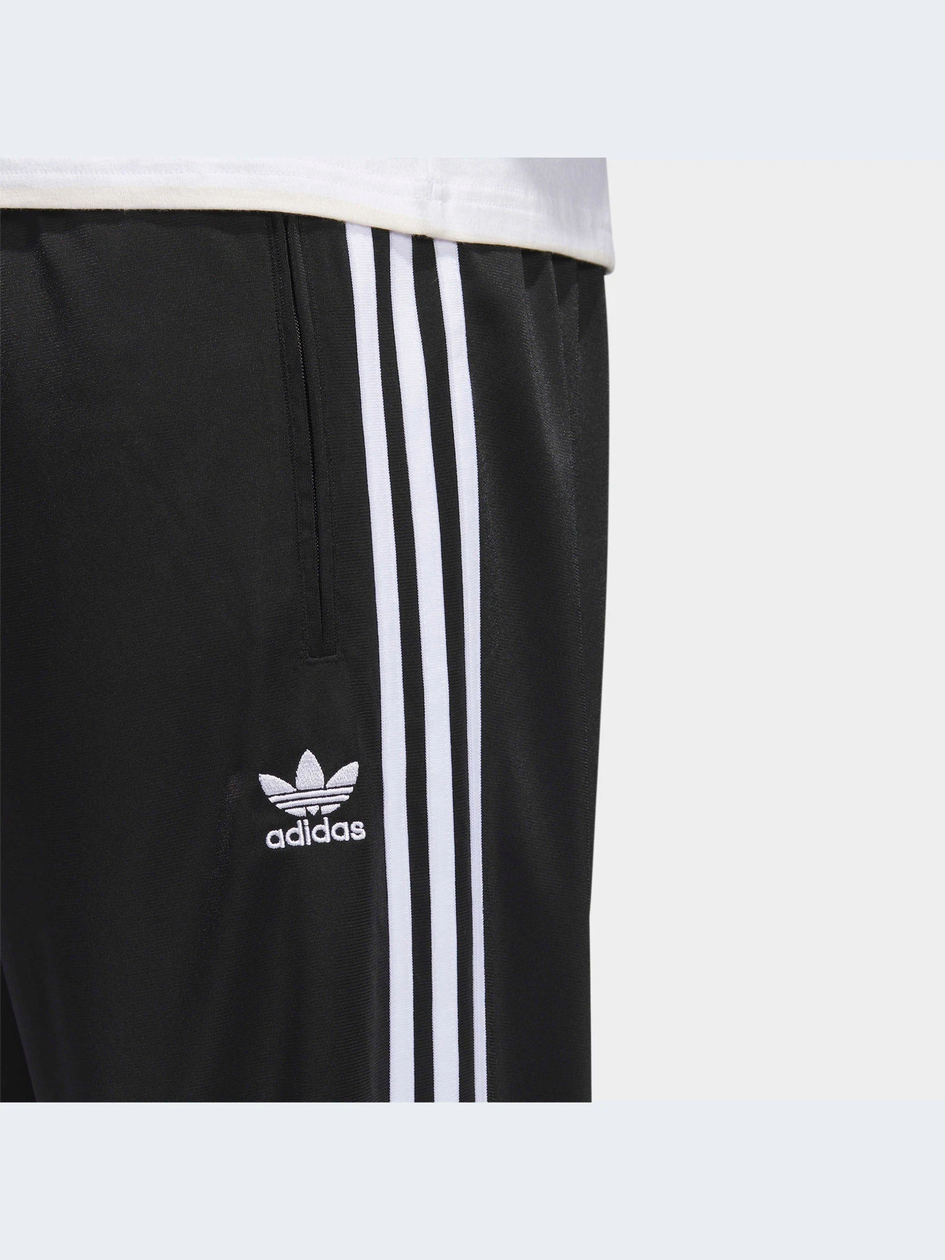 Брюки Adidas модель IJ7055 Брюки Adidas модель IJ7055 Фото