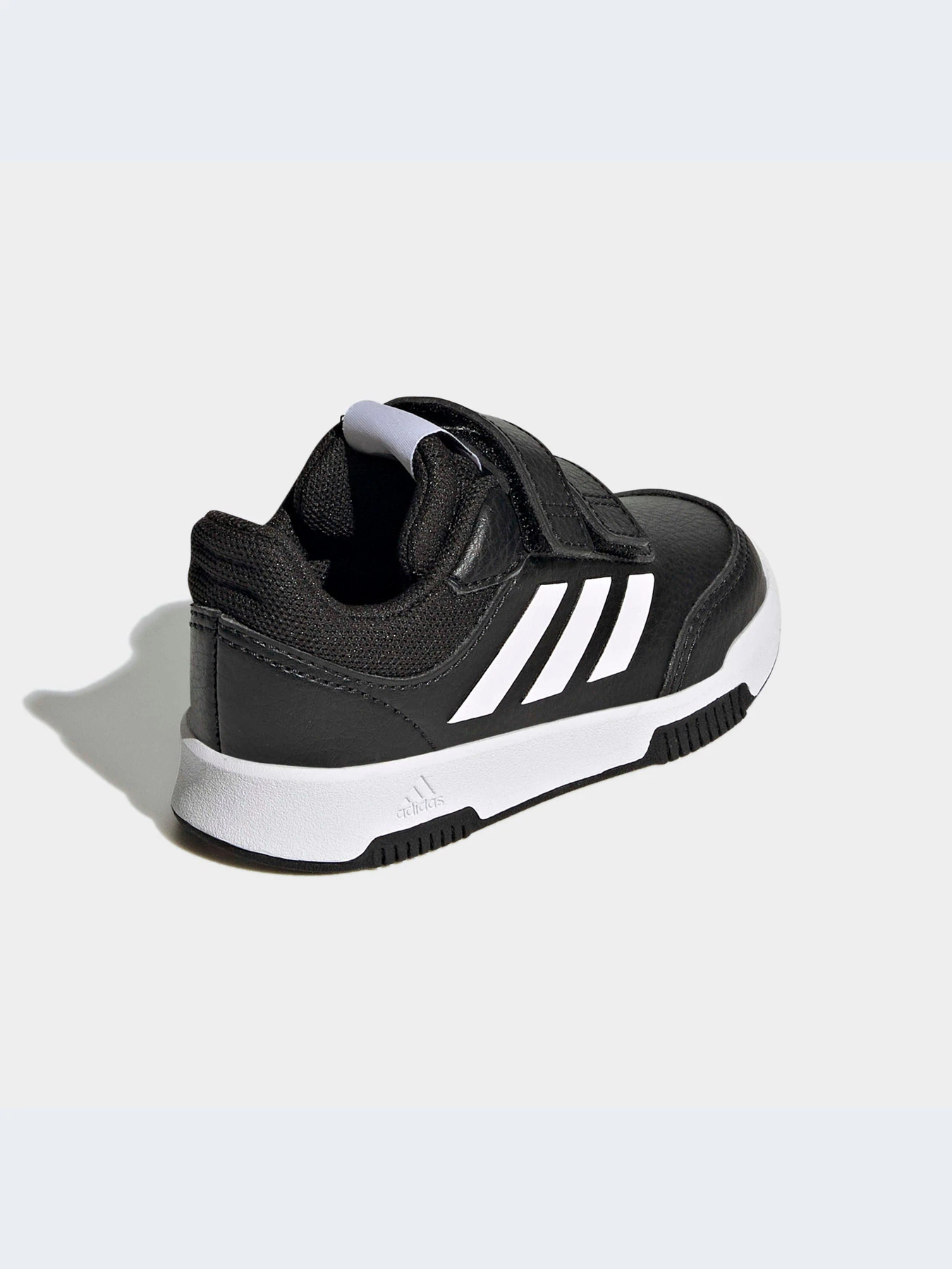 Кроссовки Adidas модель GW6456 Кроссовки Adidas модель GW6456 Фото