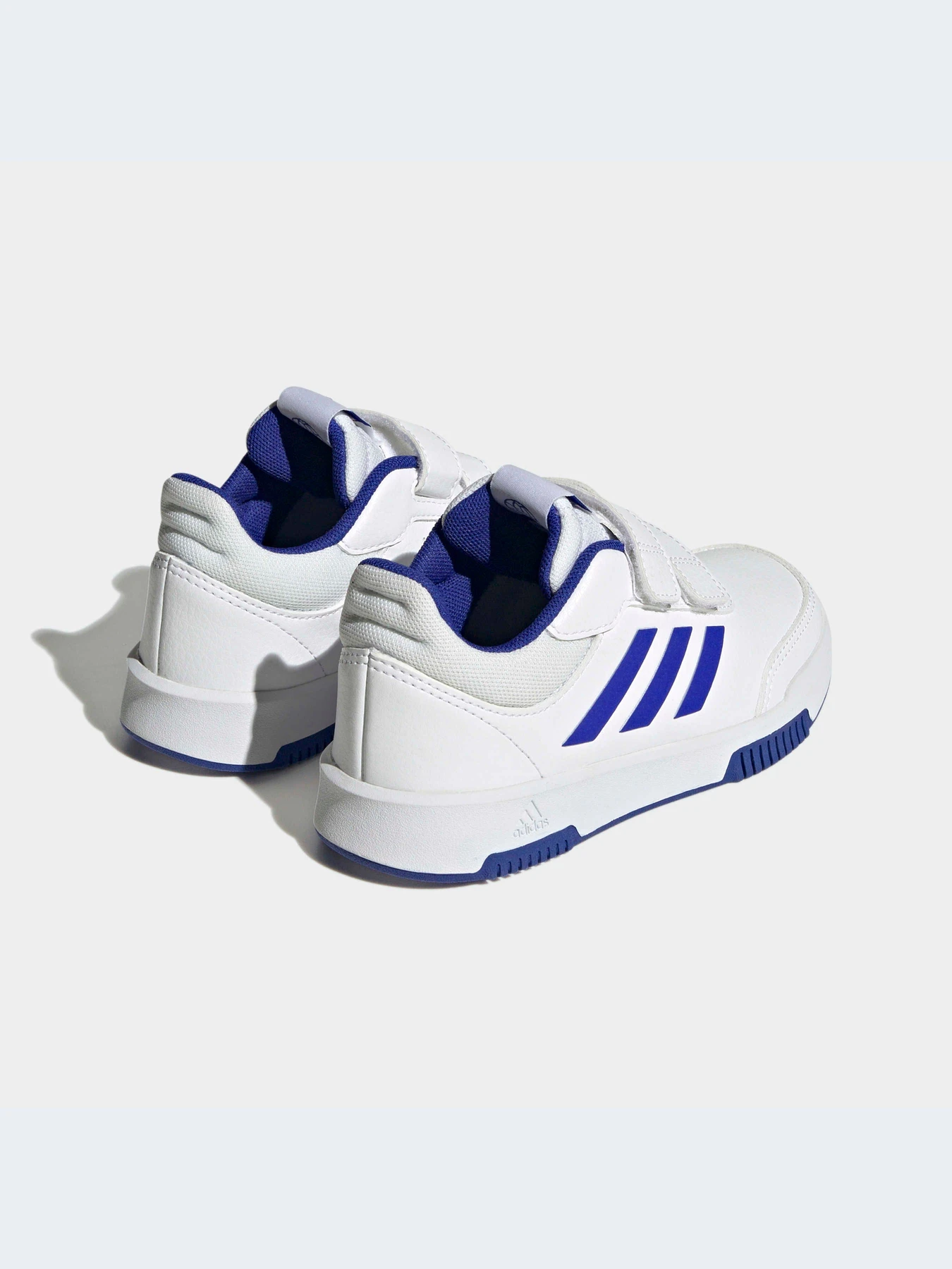 Кроссовки Adidas модель H06307 Фото
