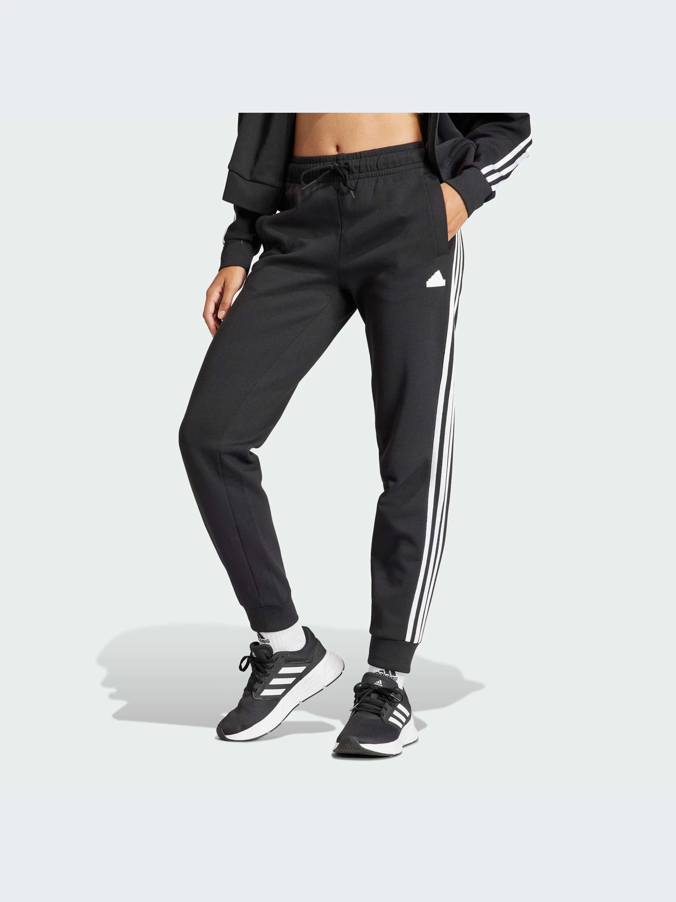 Брюки Adidas 3 Stripes модель IN9479 Брюки Adidas 3 Stripes модель IN9479 Фото