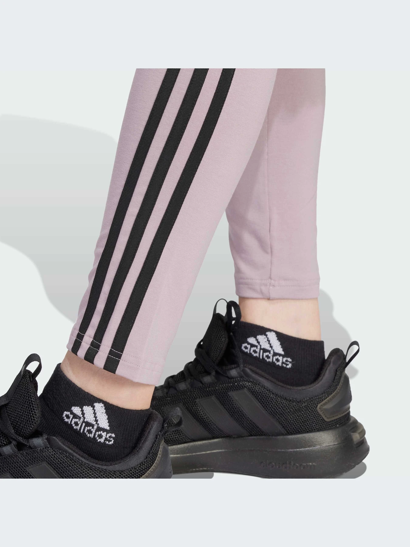 Брюки Adidas 3 Stripes модель IS3611 Фото