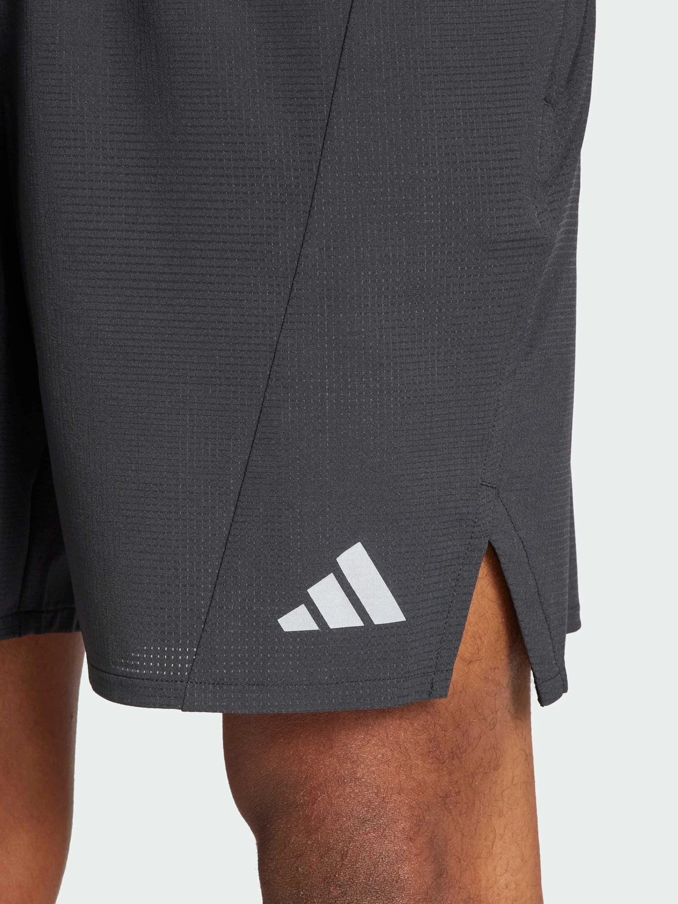 Шорты Adidas модель IS3732 Шорты Adidas модель IS3732 Фото
