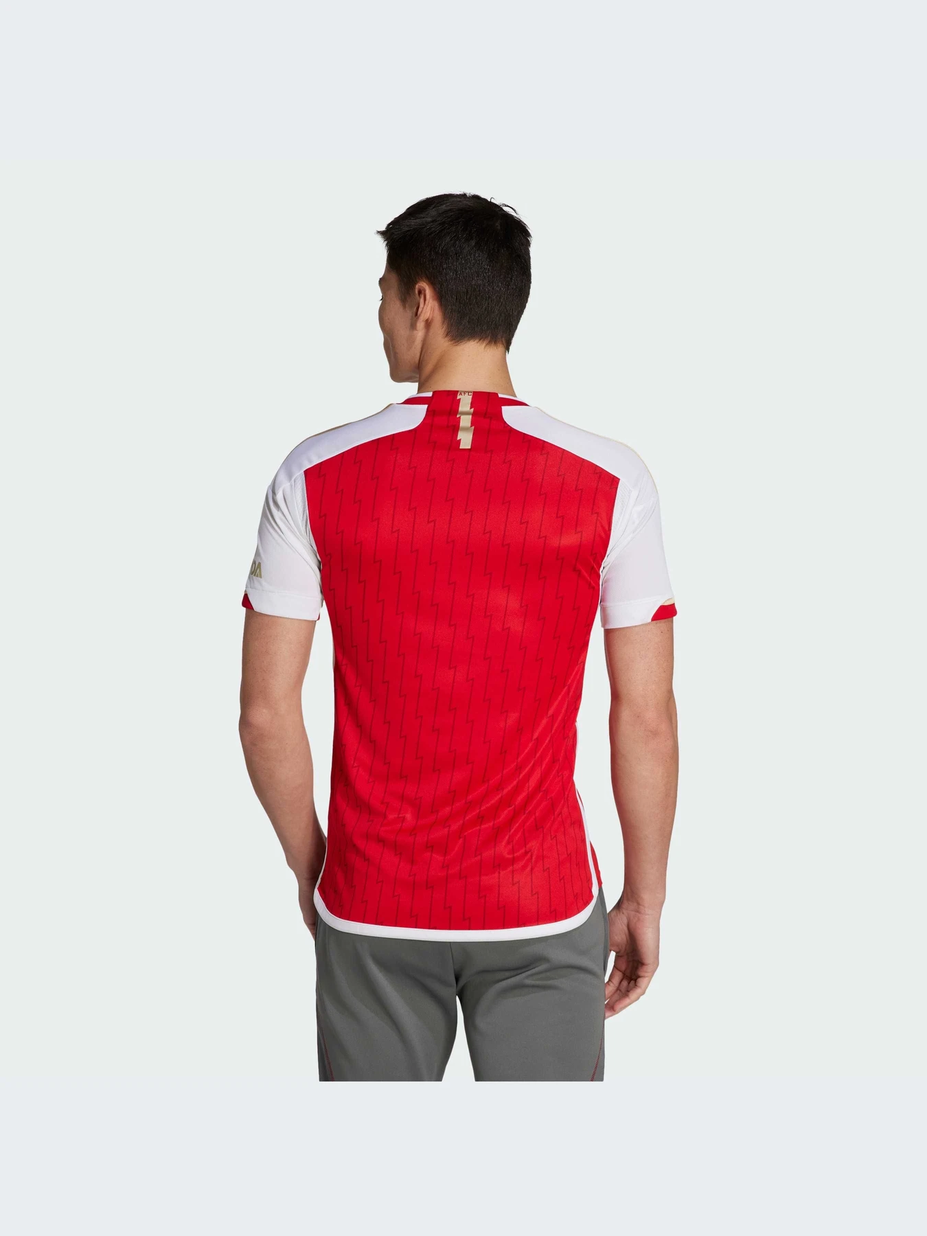 Футболки и поло Adidas модель HR6929 Футболки и поло Adidas модель HR6929 Фото