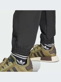 Брюки Adidas модель IR9442 Фото