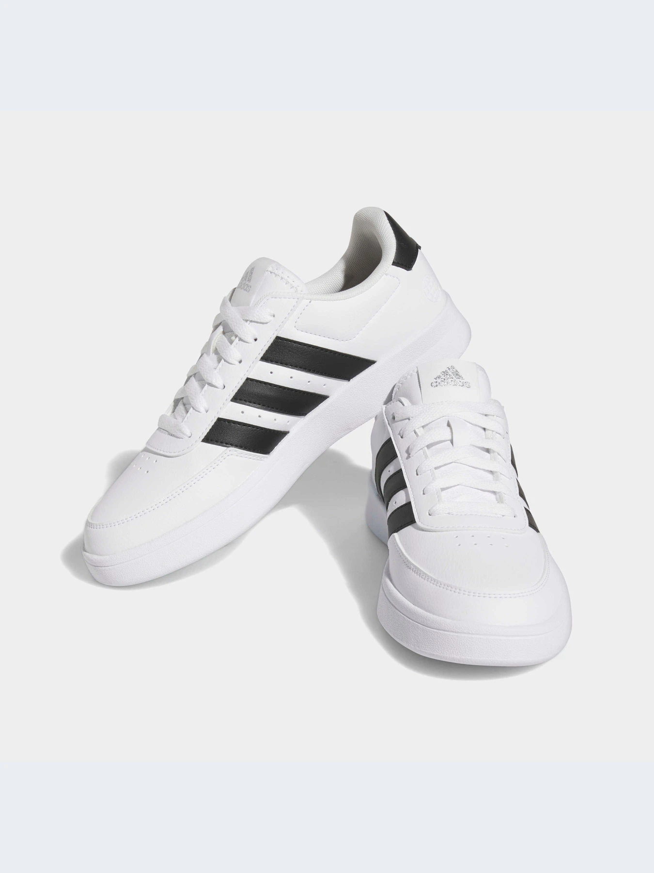 Кроссовки Adidas модель HP9445 Кроссовки Adidas модель HP9445 Фото