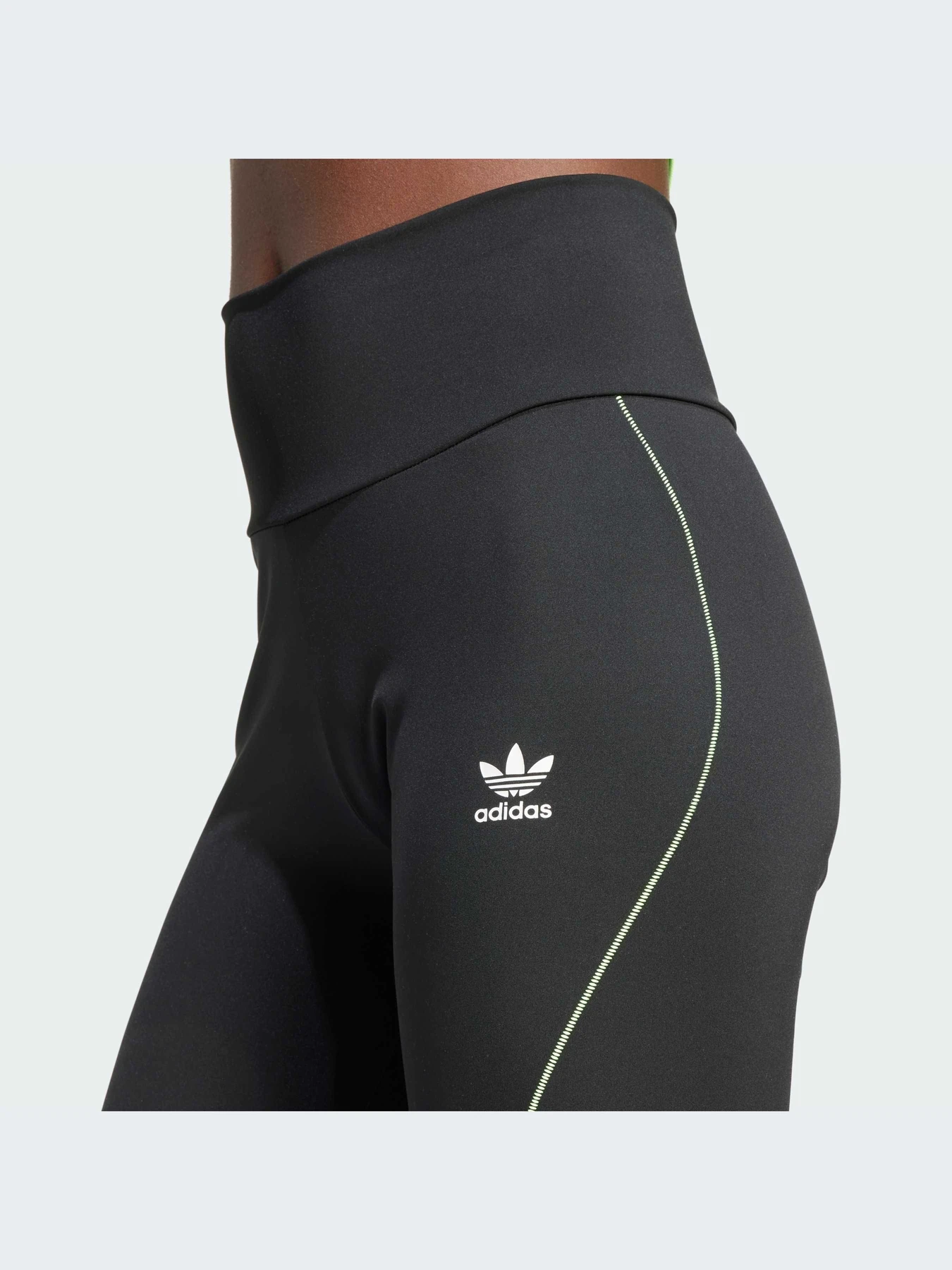 Брюки Adidas модель IT9700 Брюки Adidas модель IT9700 Фото