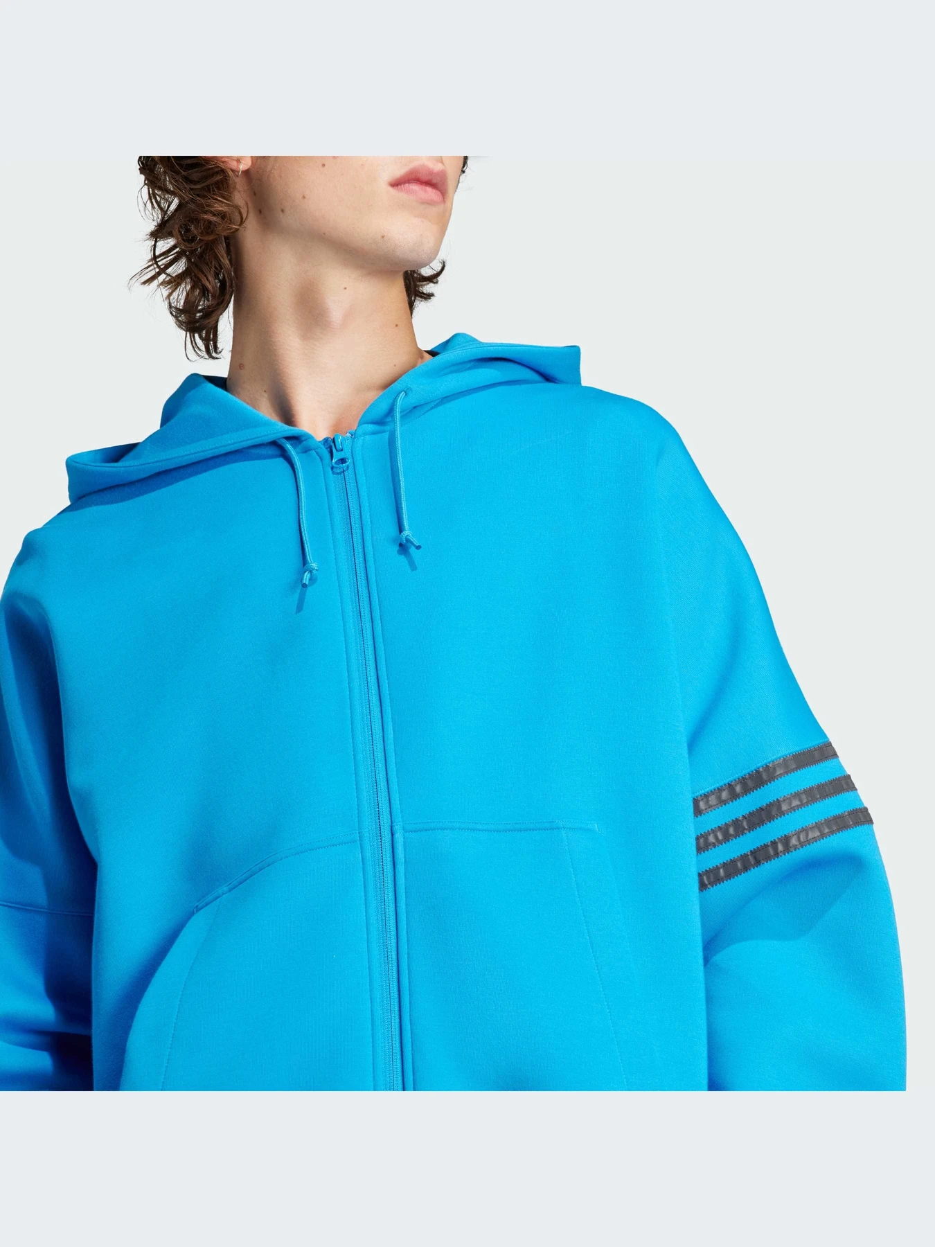 Худі та світшоти Adidas модель IS2827 Худі та світшоти Adidas модель IS2827 Фото