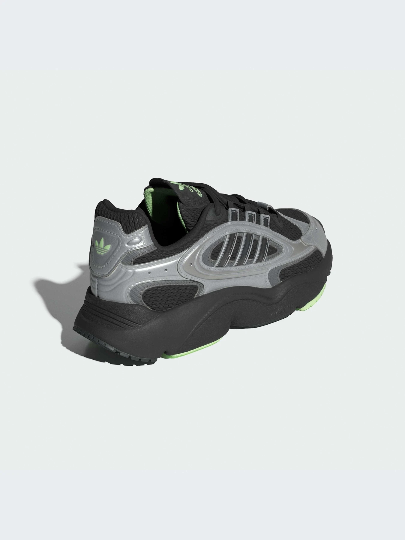 Кроссовки Adidas Ozweego модель IE5842 Фото