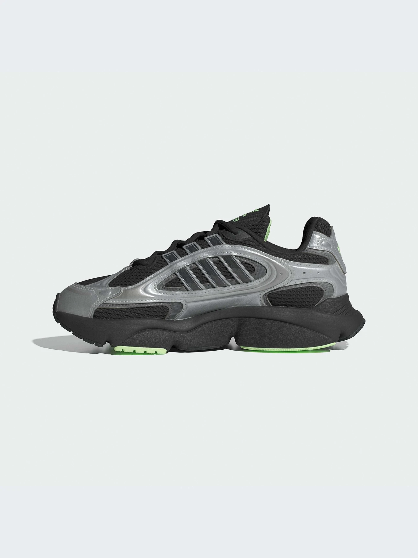 Кроссовки Adidas Ozweego модель IE5842 Фото