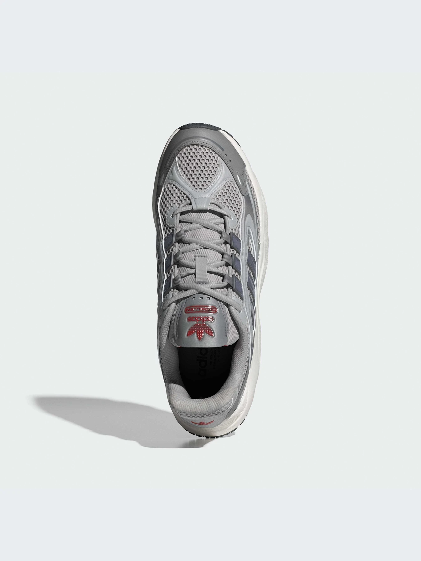 Кроссовки Adidas Ozweego модель IF9111 Кроссовки Adidas Ozweego модель IF9111 Фото