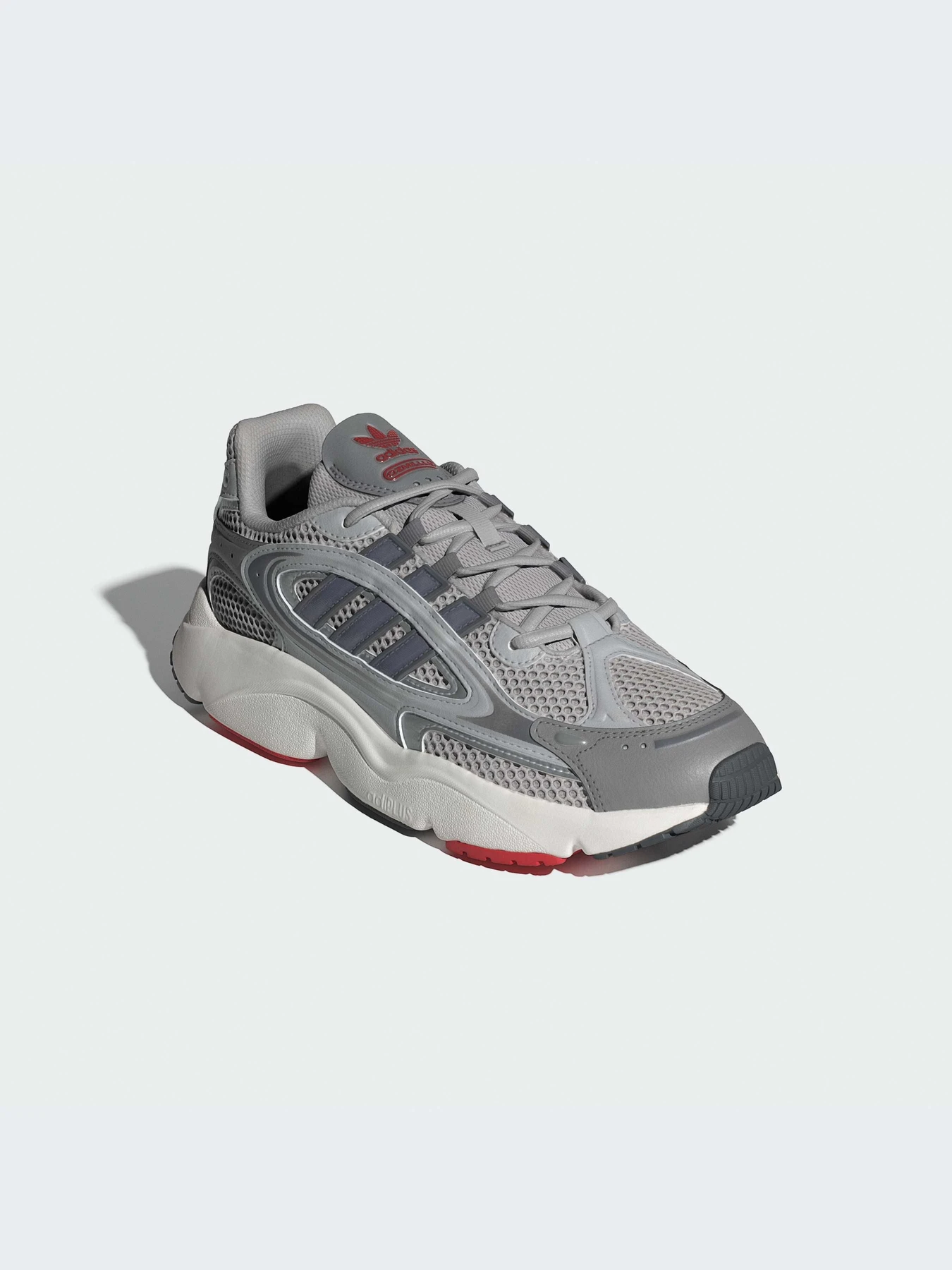 Кроссовки Adidas Ozweego модель IF9111 Кроссовки Adidas Ozweego модель IF9111 Фото