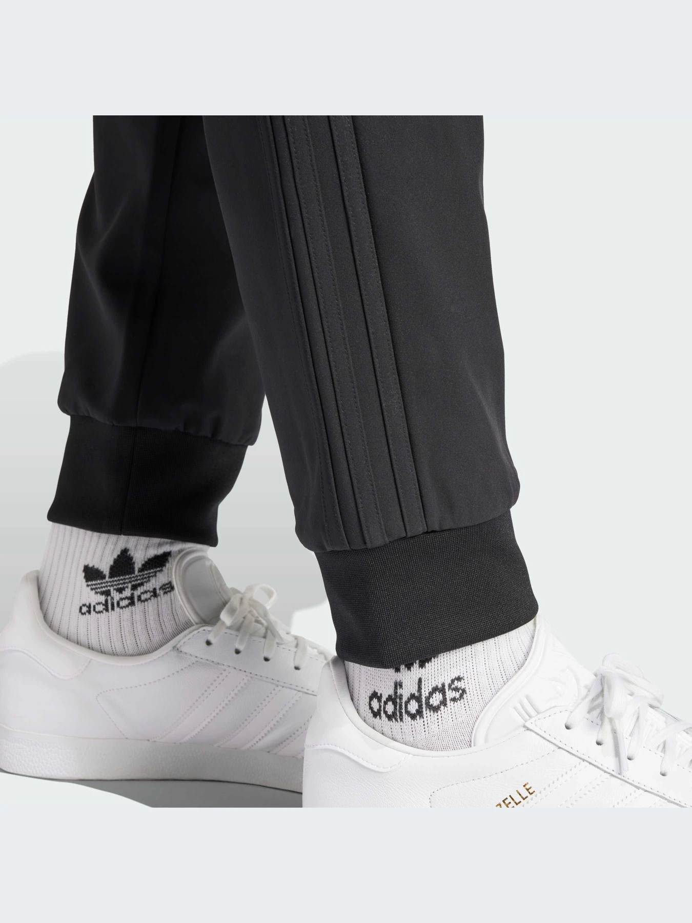 Брюки Adidas модель IM9880 Брюки Adidas модель IM9880 Фото