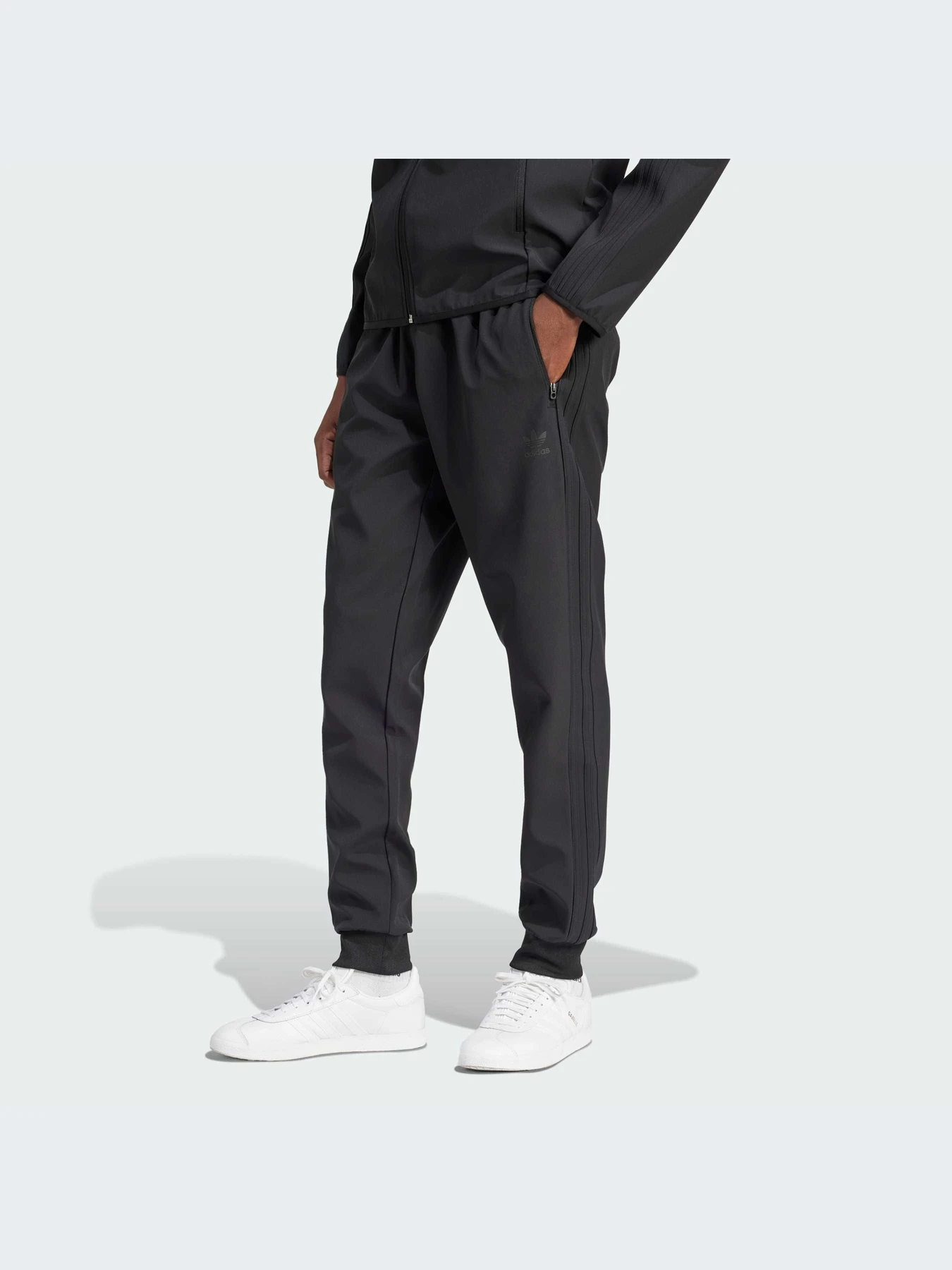 Брюки Adidas модель IM9880 Брюки Adidas модель IM9880 Фото