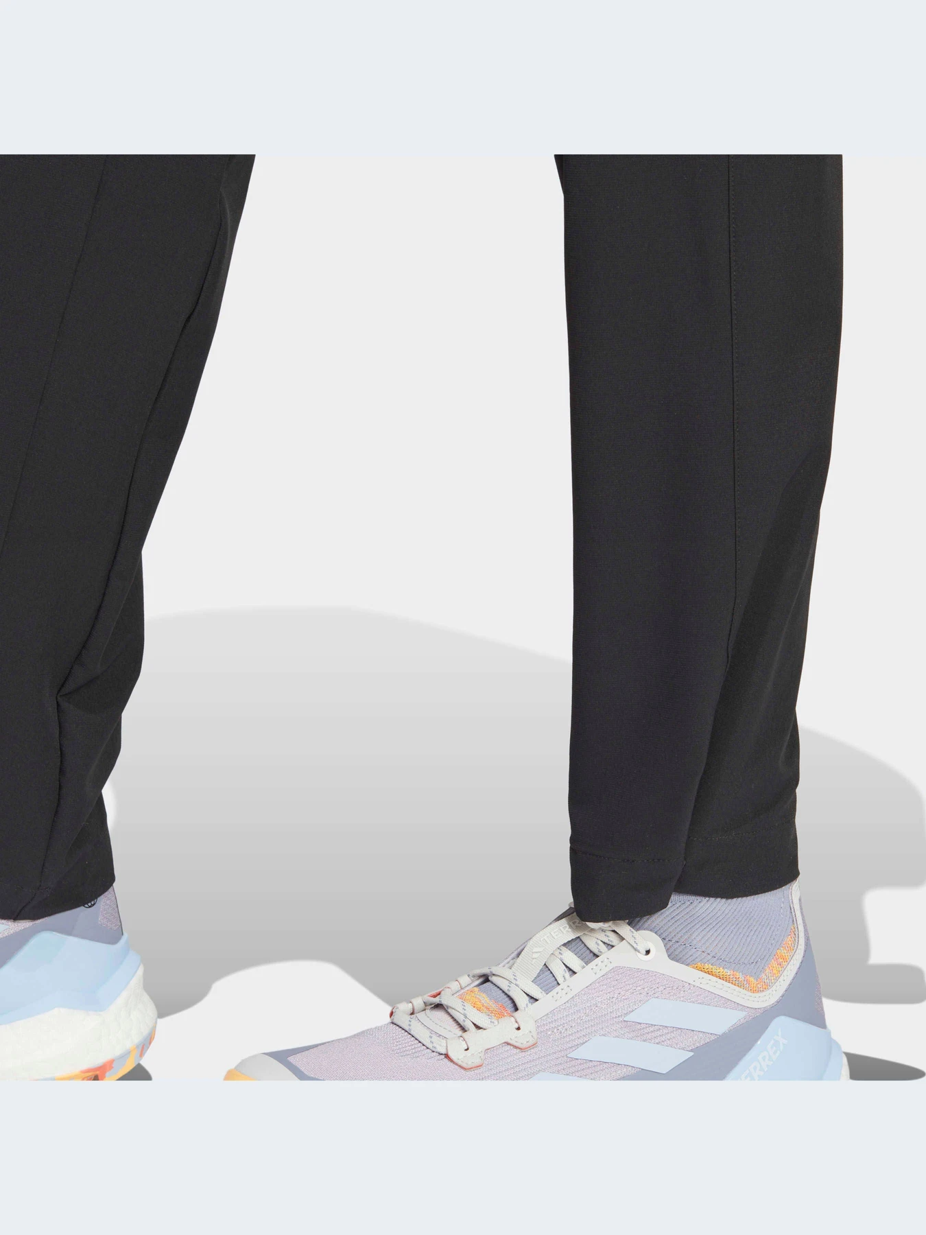 Брюки Adidas модель HN2951 Фото