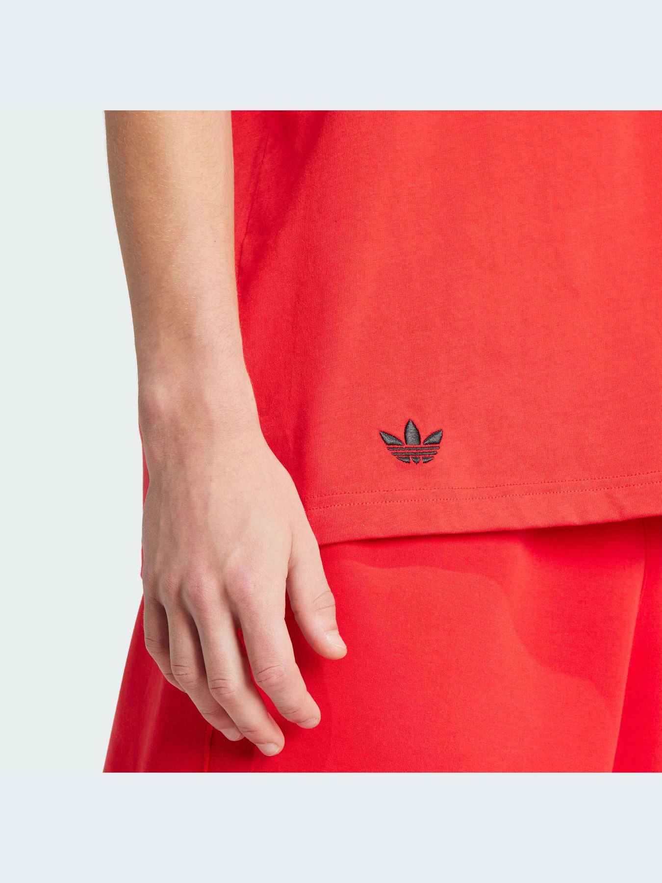 Футболки і поло Adidas модель IS2824 Футболки і поло Adidas модель IS2824 Фото