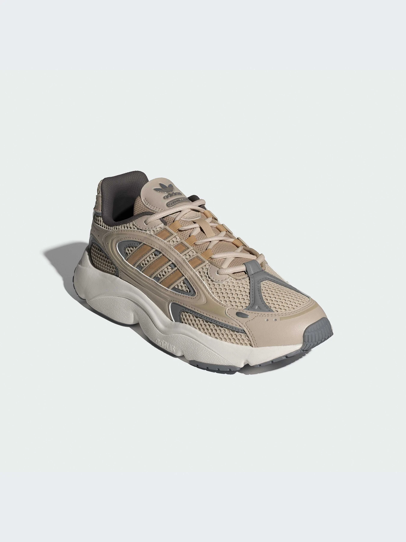 Кроссовки Adidas Ozweego модель IE3517 Фото