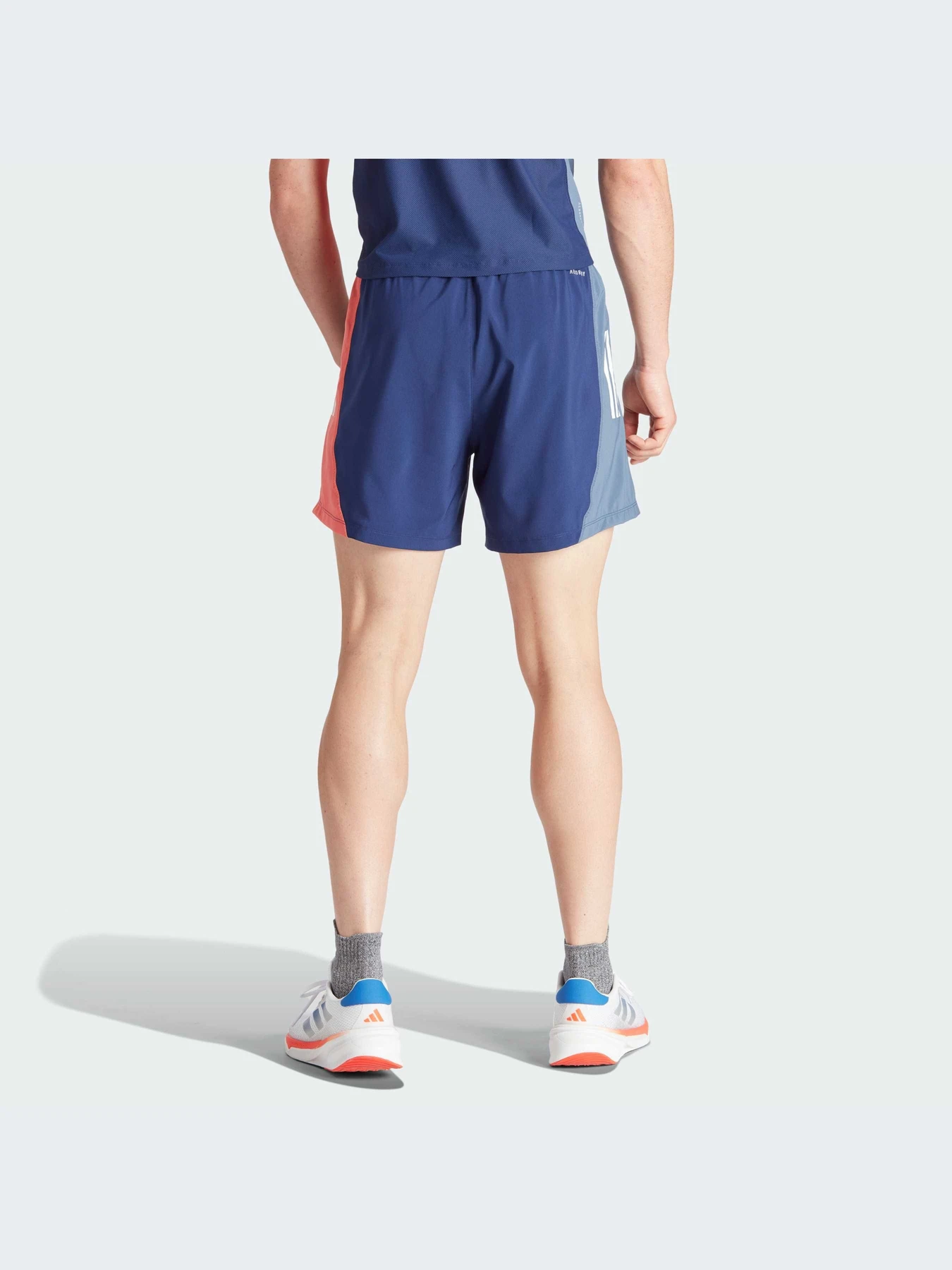 Шорты Adidas модель IK4995 Шорты Adidas модель IK4995 Фото