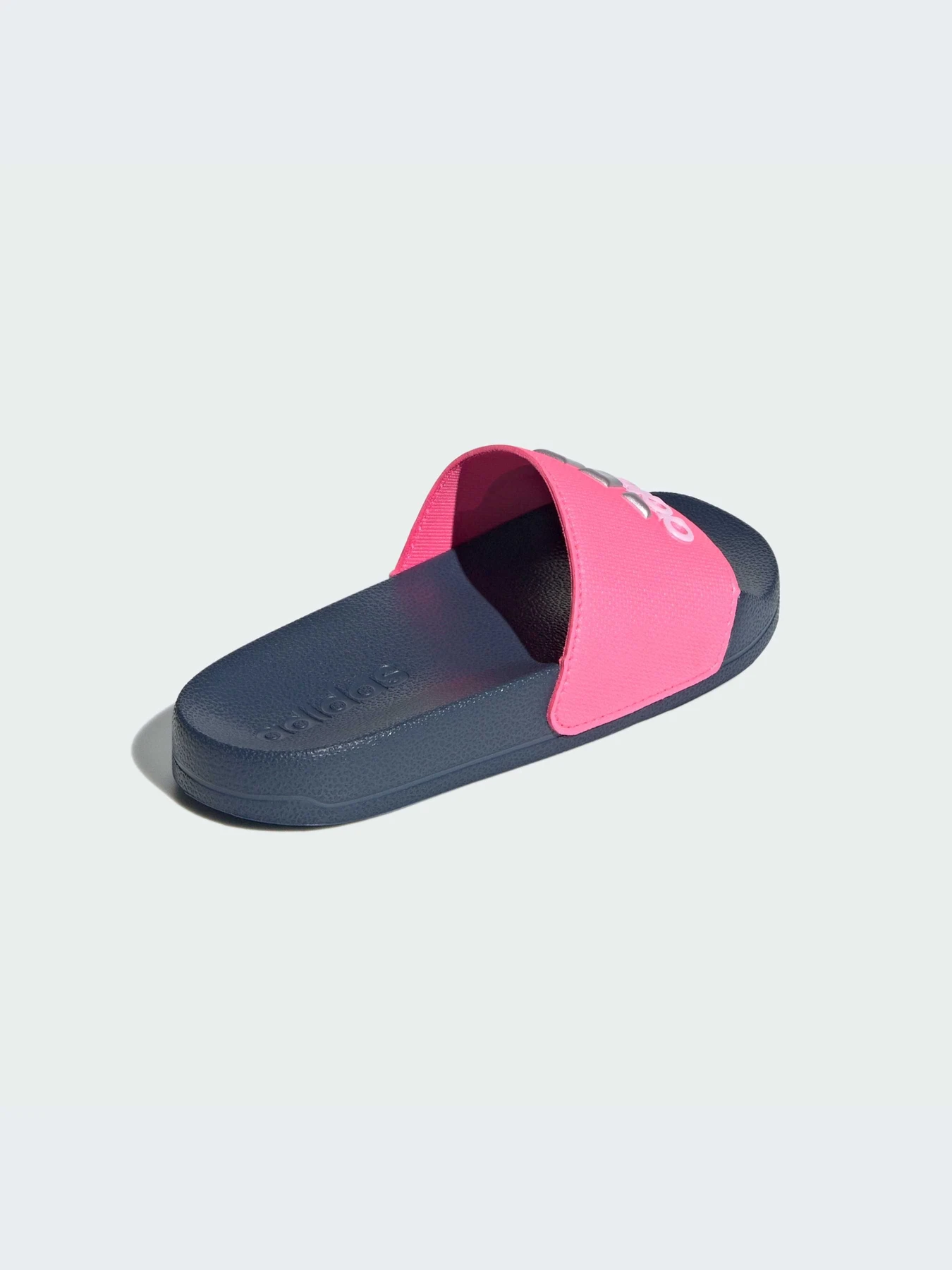 Шлёпанцы Adidas Adilette модель IE2606 Шлёпанцы Adidas Adilette модель IE2606 Фото