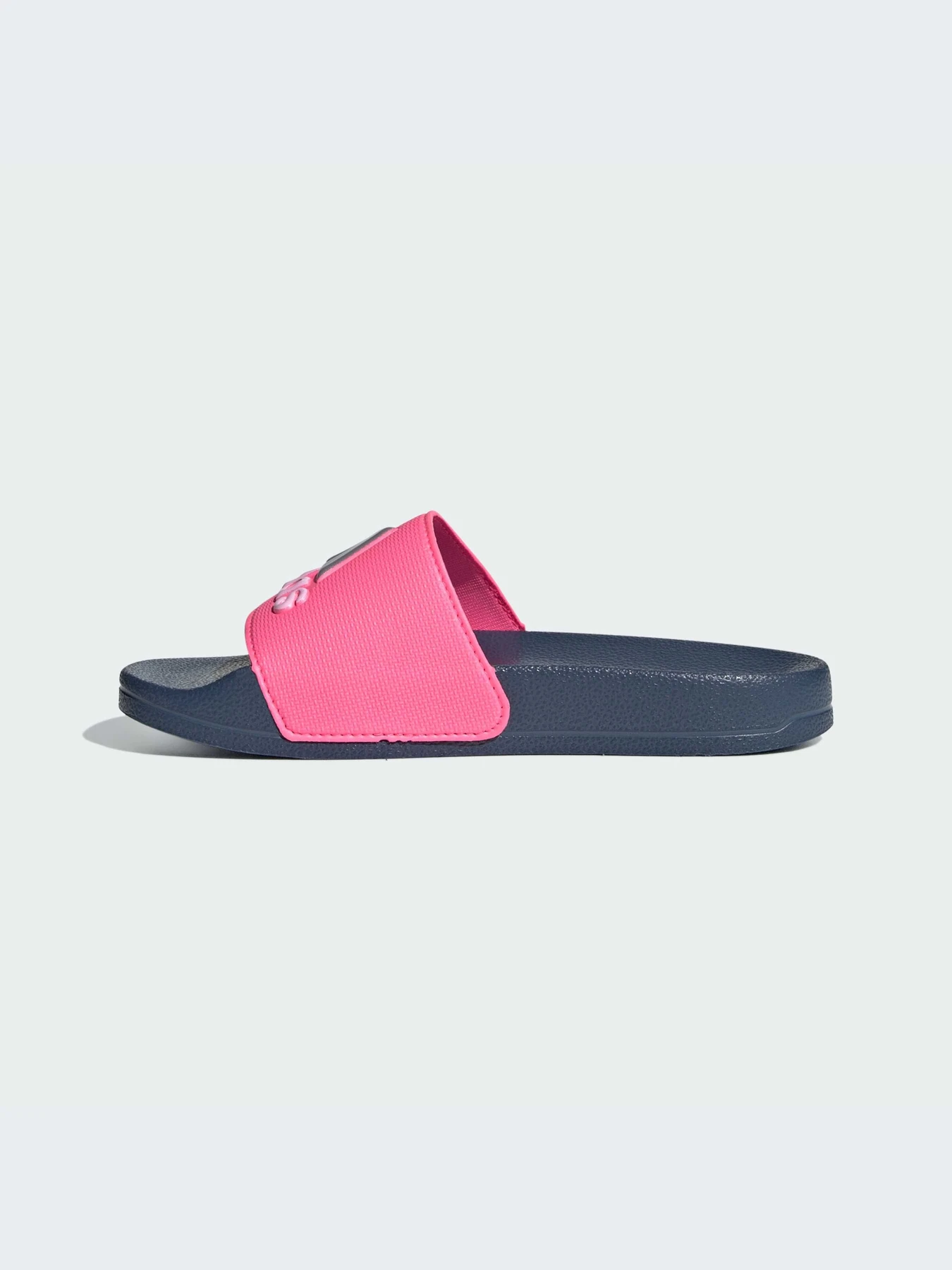 Шлёпанцы Adidas Adilette модель IE2606 Шлёпанцы Adidas Adilette модель IE2606 Фото