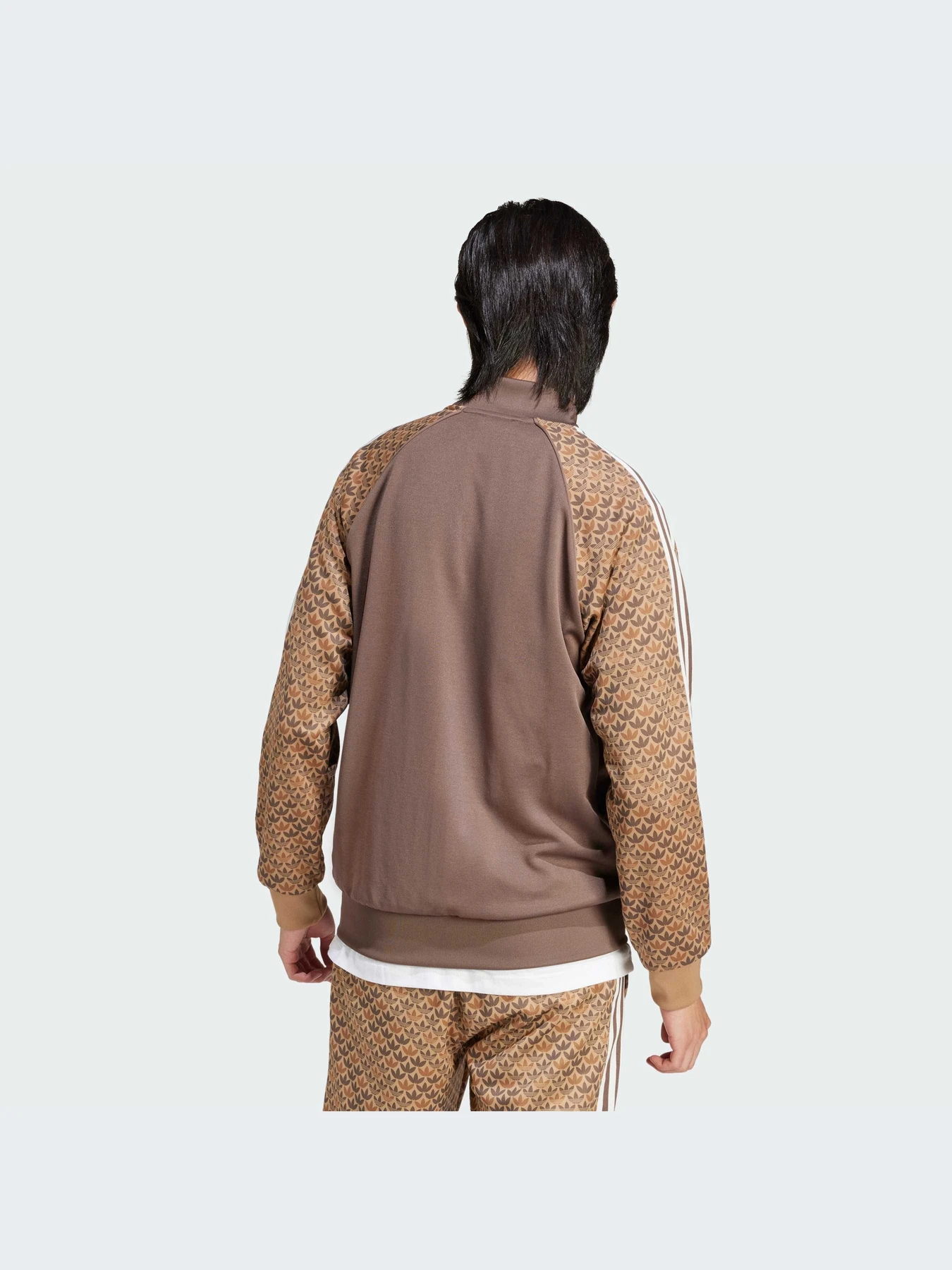 Худи и свитшоты Adidas Graphics модель IS0255 Худи и свитшоты Adidas Graphics модель IS0255 Фото
