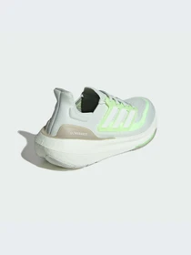 Кросівки Adidas Ultraboost модель IE3338 Фото
