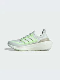 Кросівки Adidas Ultraboost модель IE3338 Фото