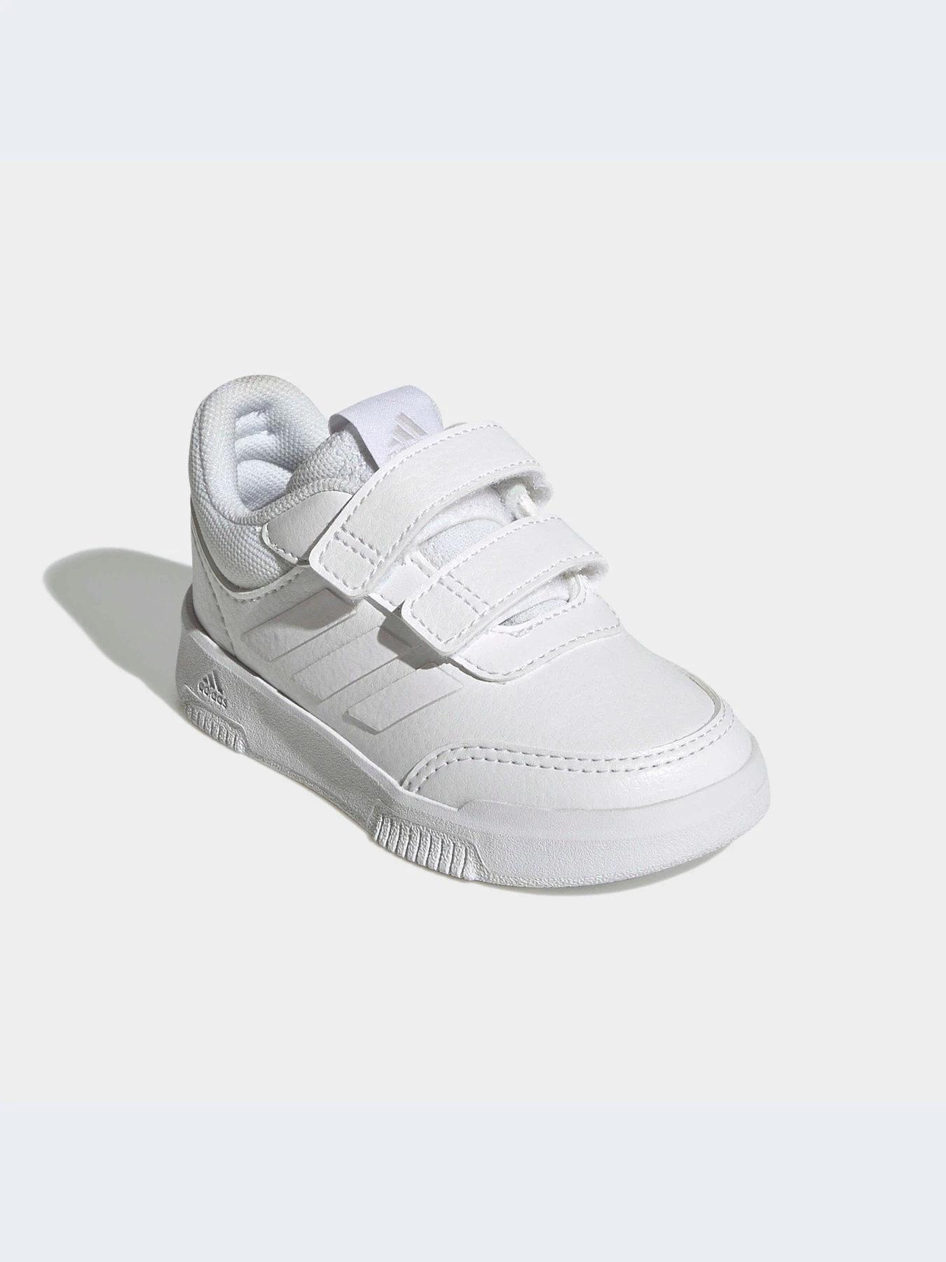 Кроссовки Adidas модель GW1990 Кроссовки Adidas модель GW1990 Фото