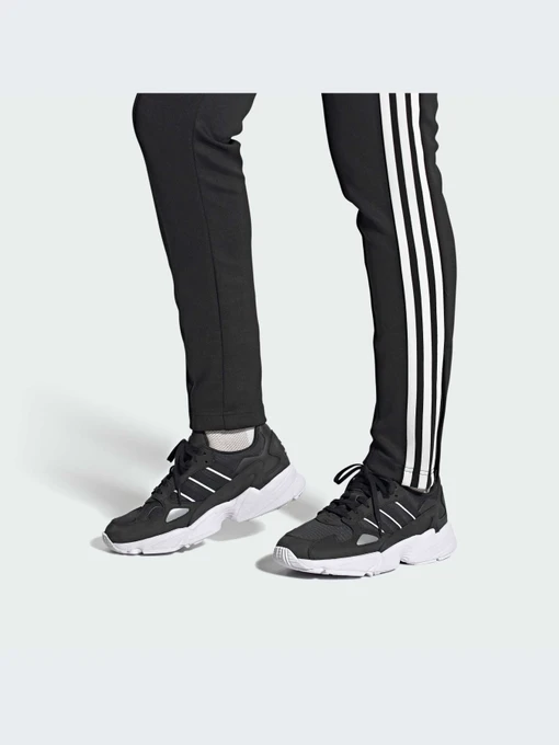 Жіночі Кросівки повсякденні adidas Runfalcon фото 2