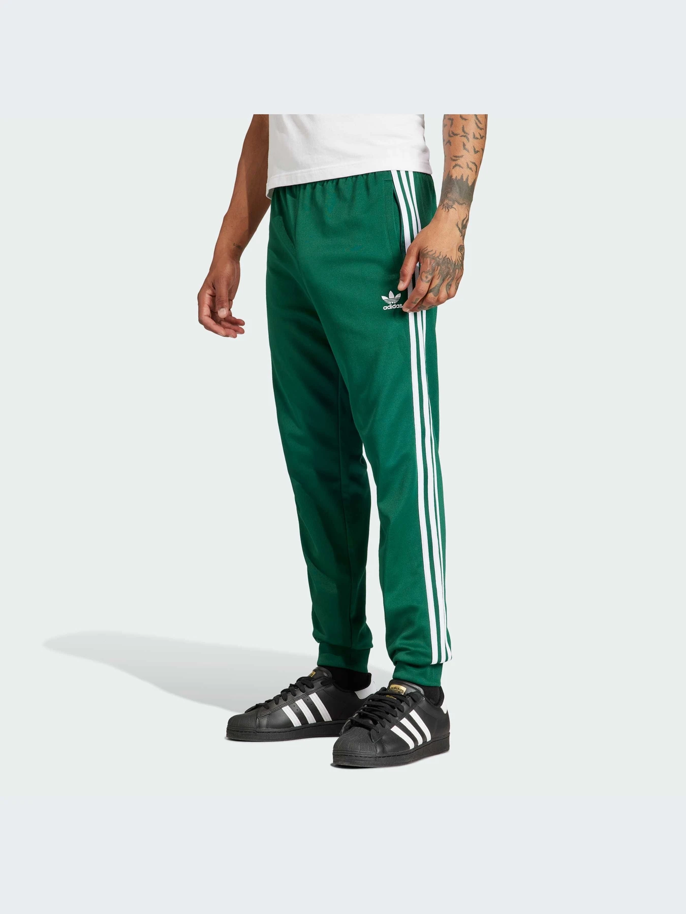 Брюки Adidas модель IR9886 Брюки Adidas модель IR9886 Фото