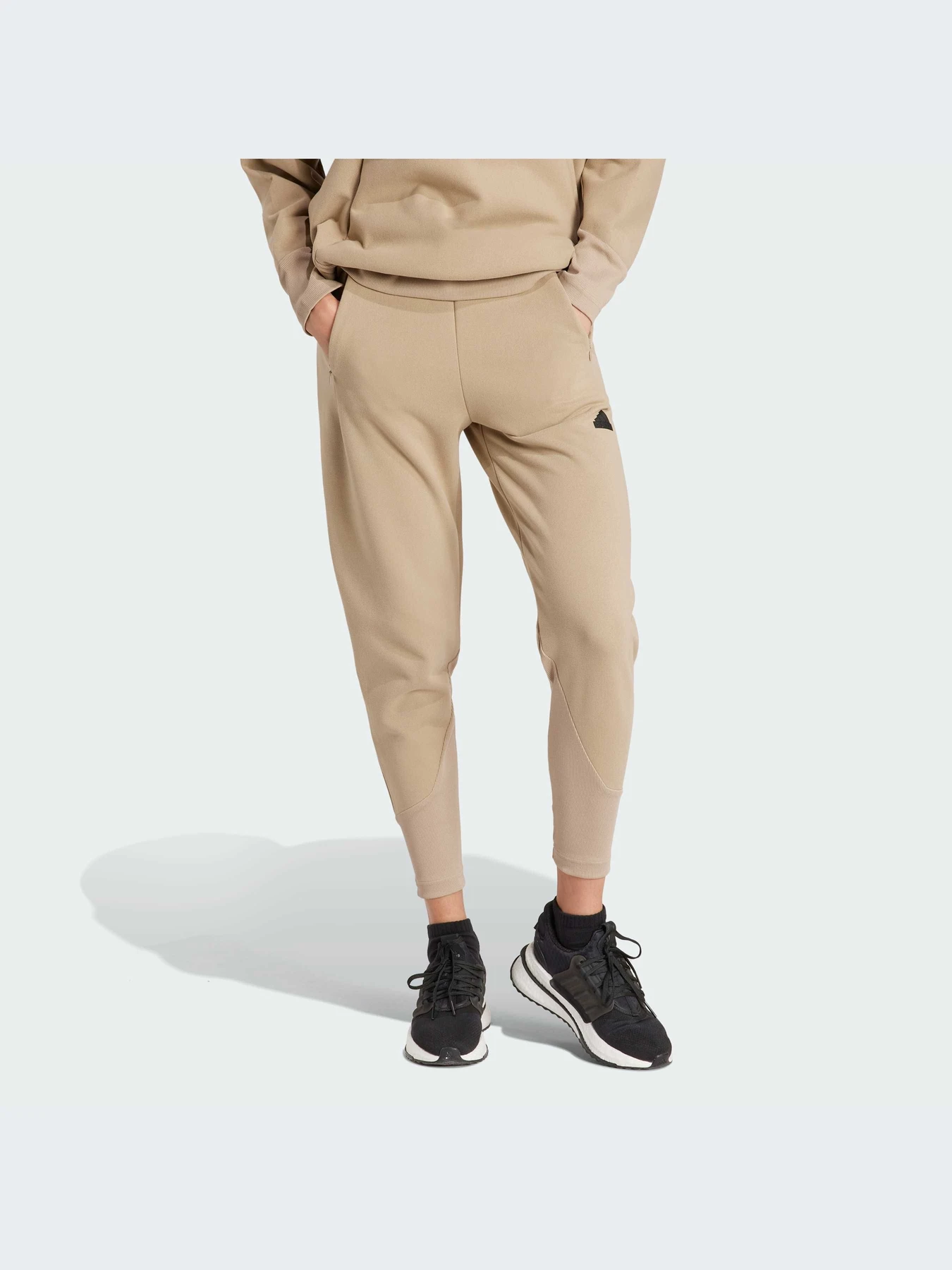 Брюки Adidas ZNE модель IS9305 Брюки Adidas ZNE модель IS9305 Фото