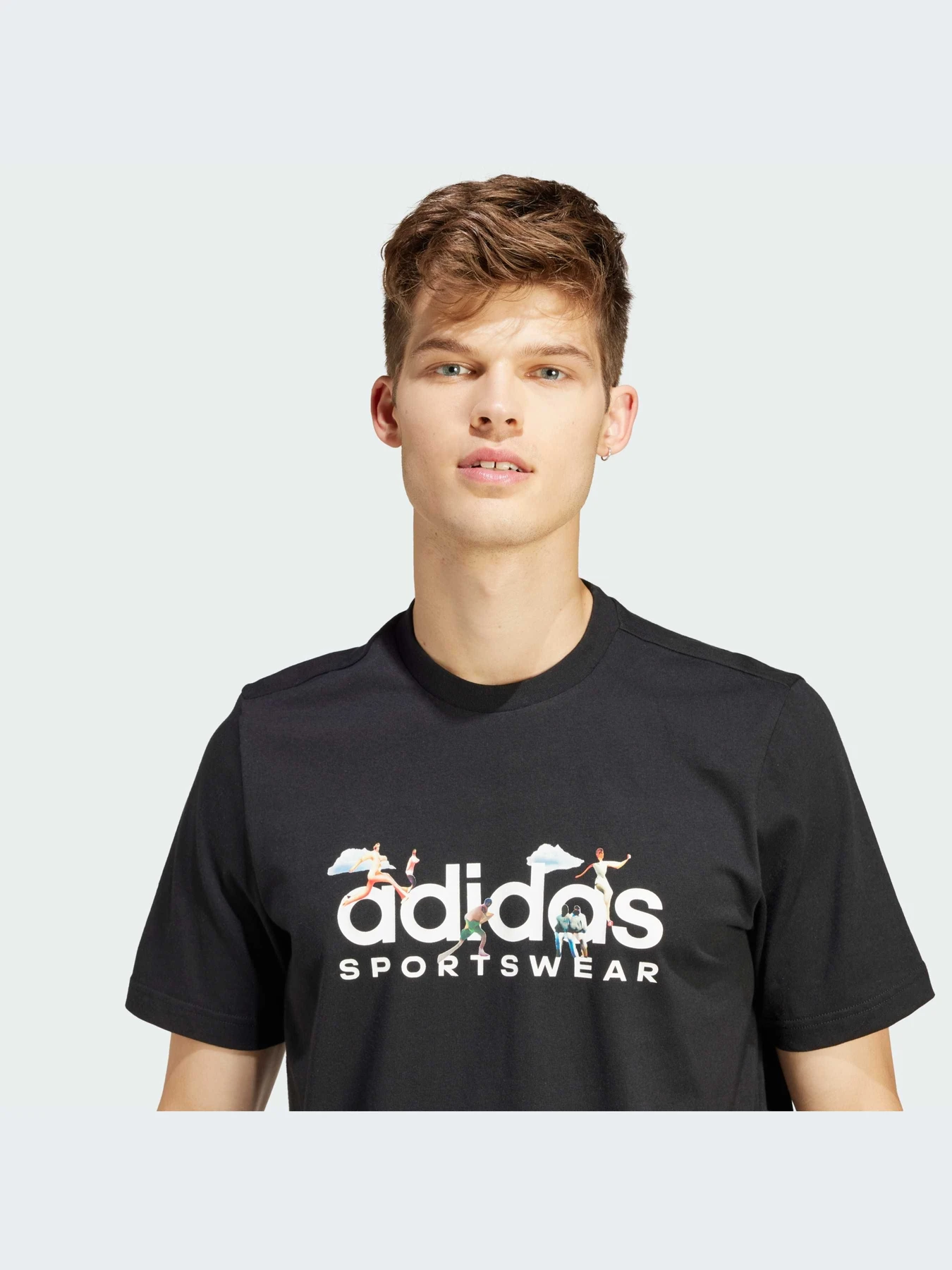 Футболки і поло Adidas Graphics модель IS2863 Футболки і поло Adidas Graphics модель IS2863 Фото