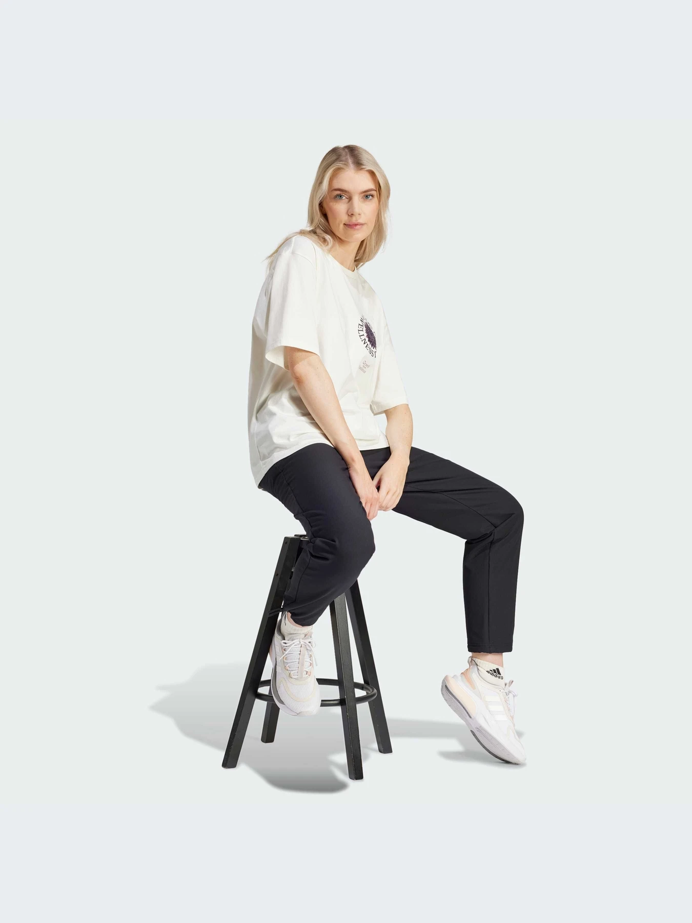 Штани Adidas модель IT8814 Штани Adidas модель IT8814 Фото